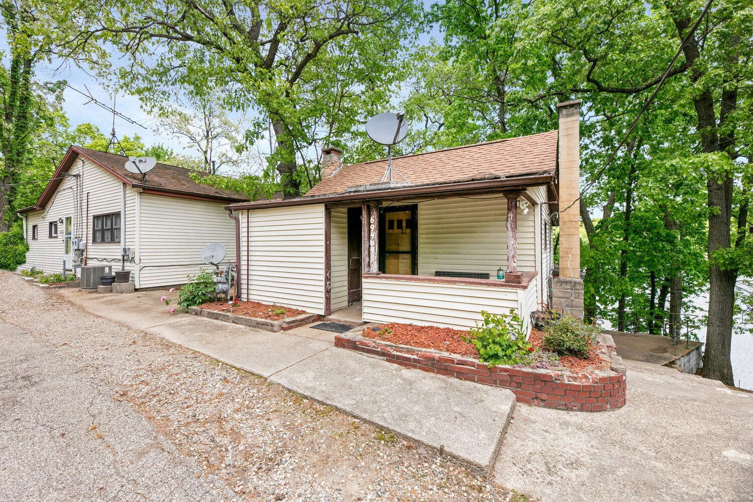69465 High Street