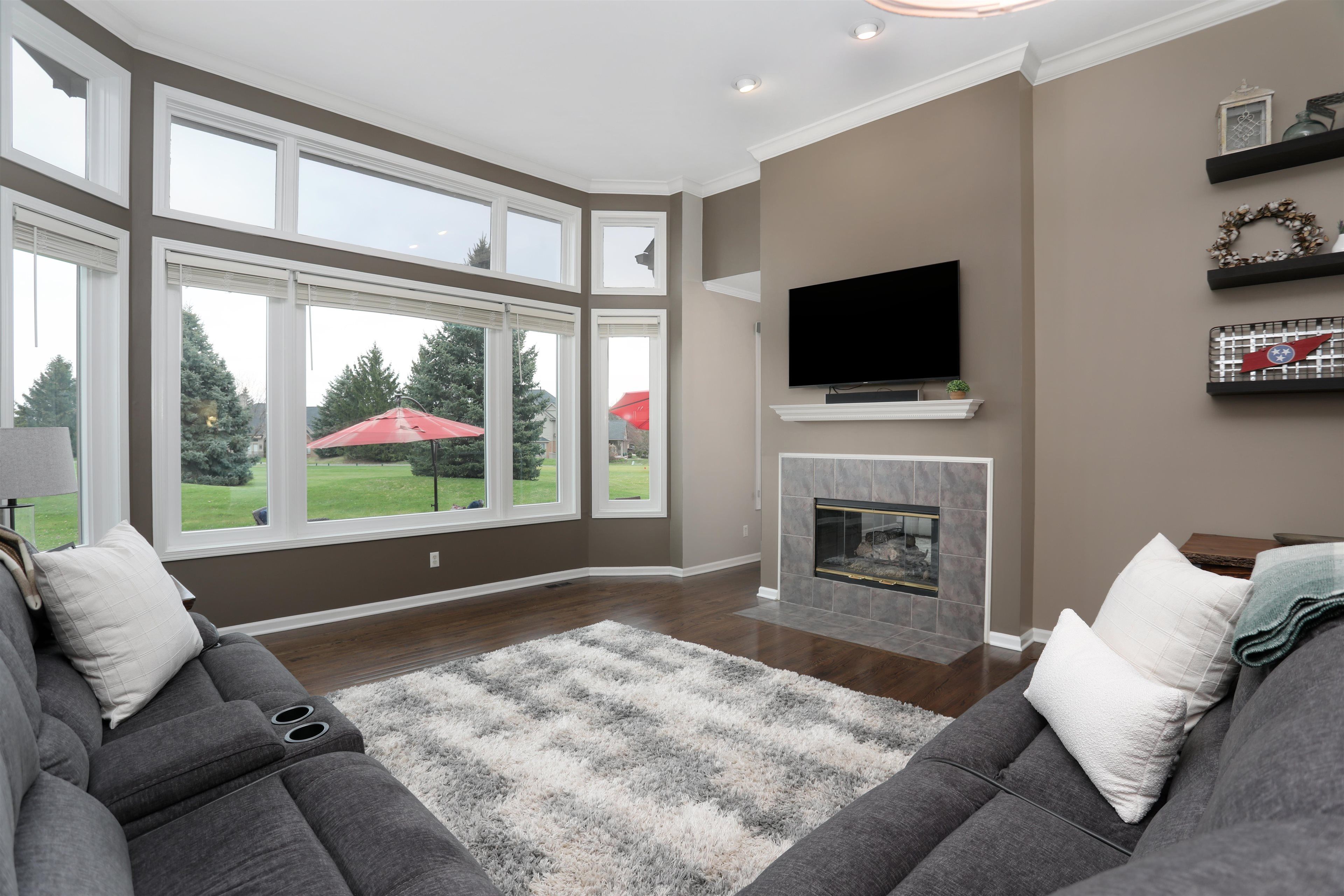 23760 SPY GLASS Hill N