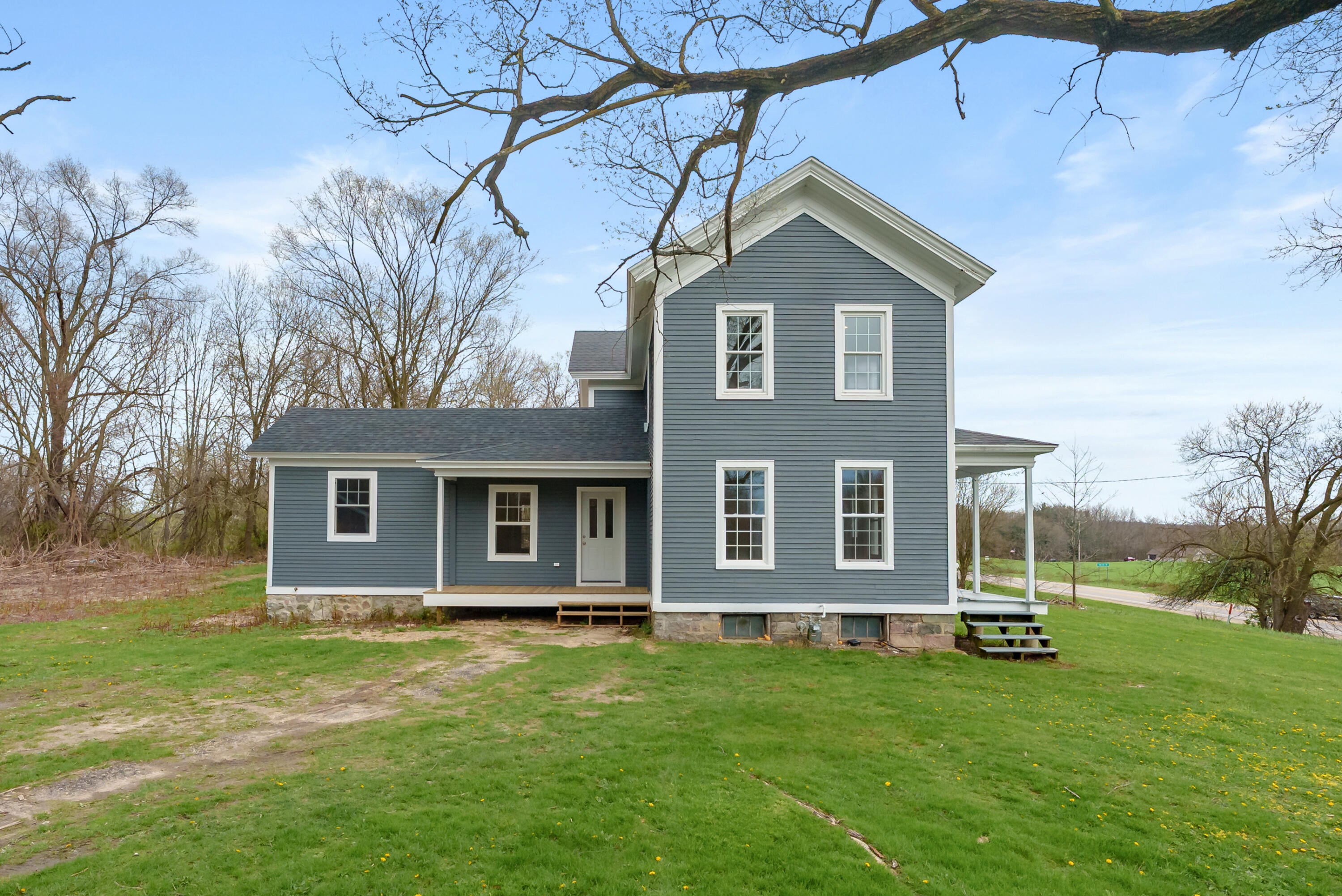 135 Golfview Drive
