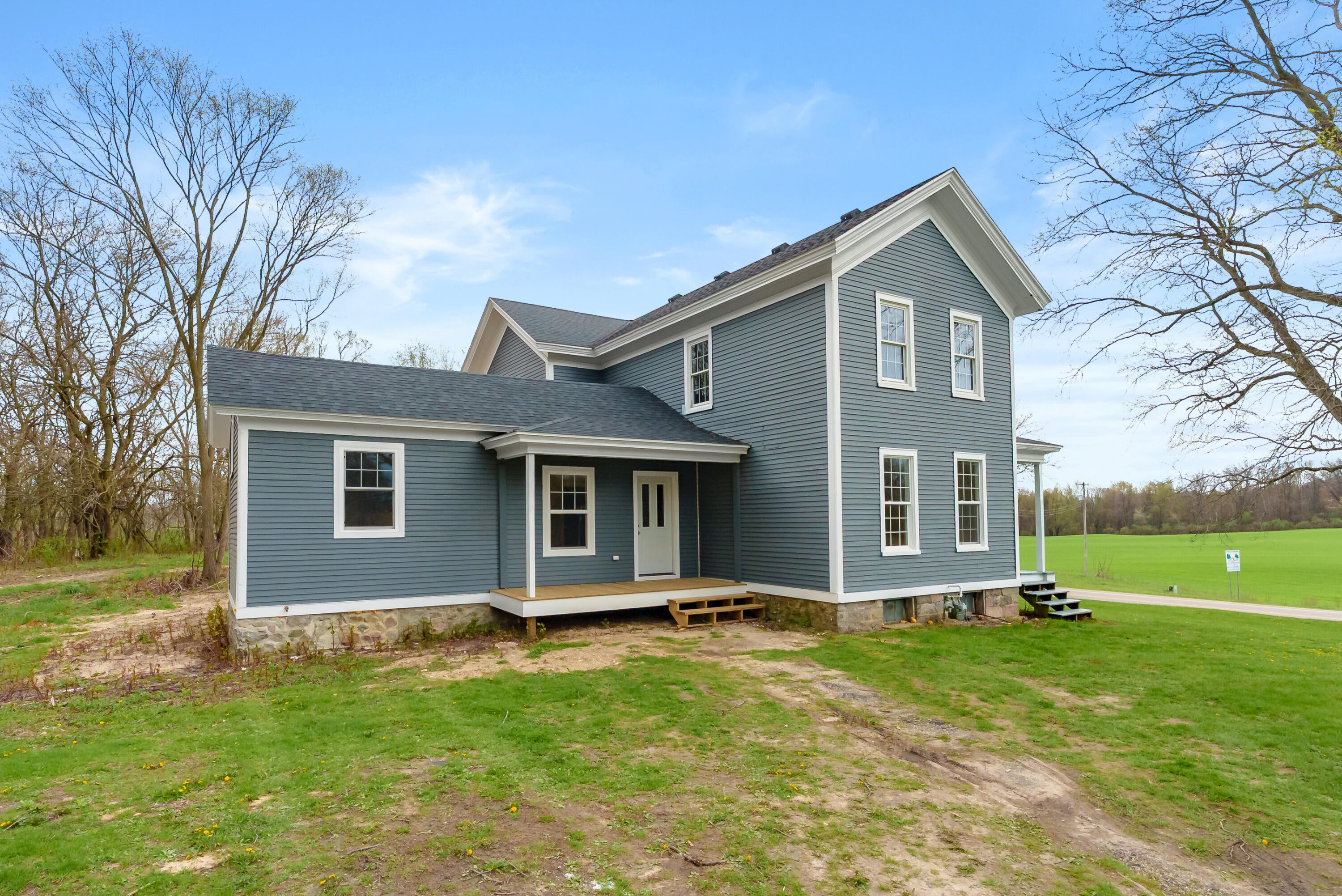 135 Golfview Drive