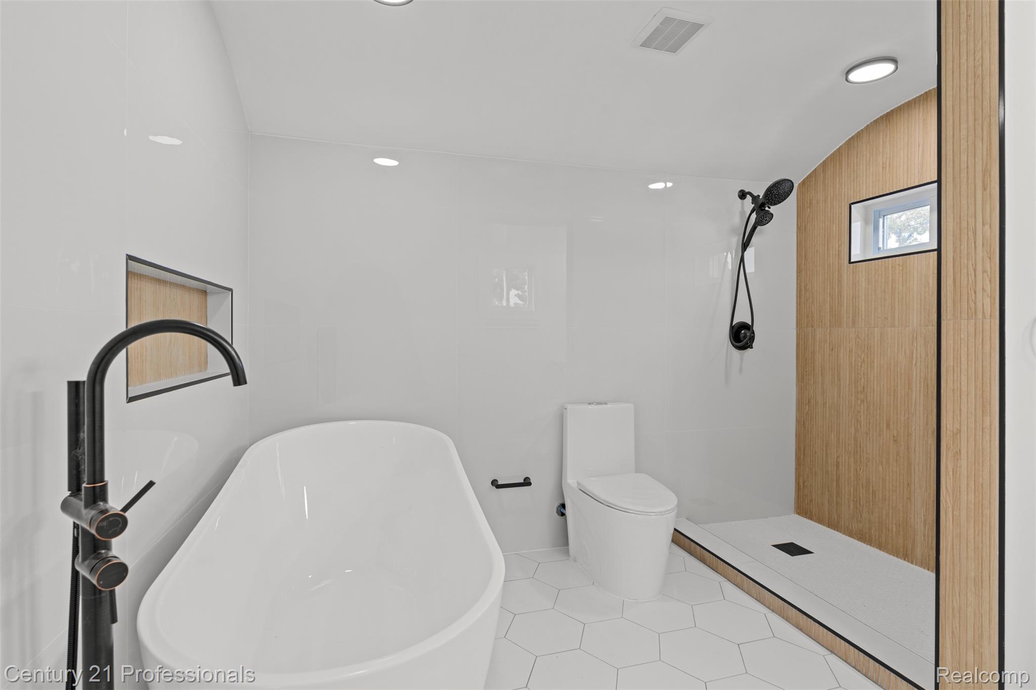 16809 Woodingham Drive