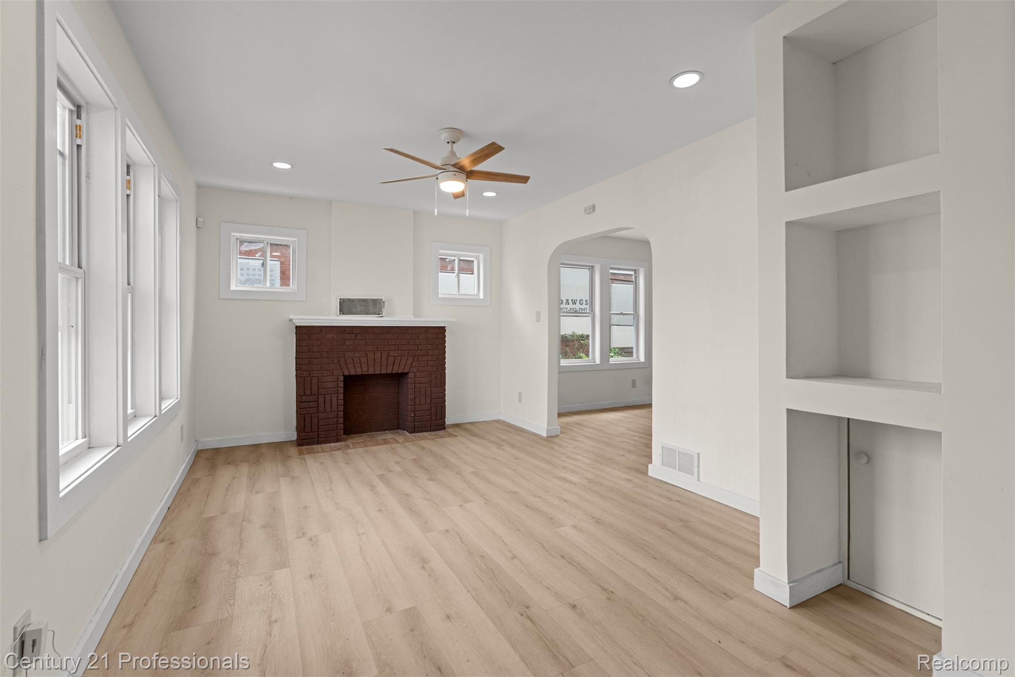 16809 Woodingham Drive