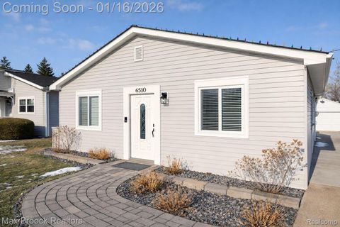 6510 Saline Drive Waterford Charter Township MI 48329