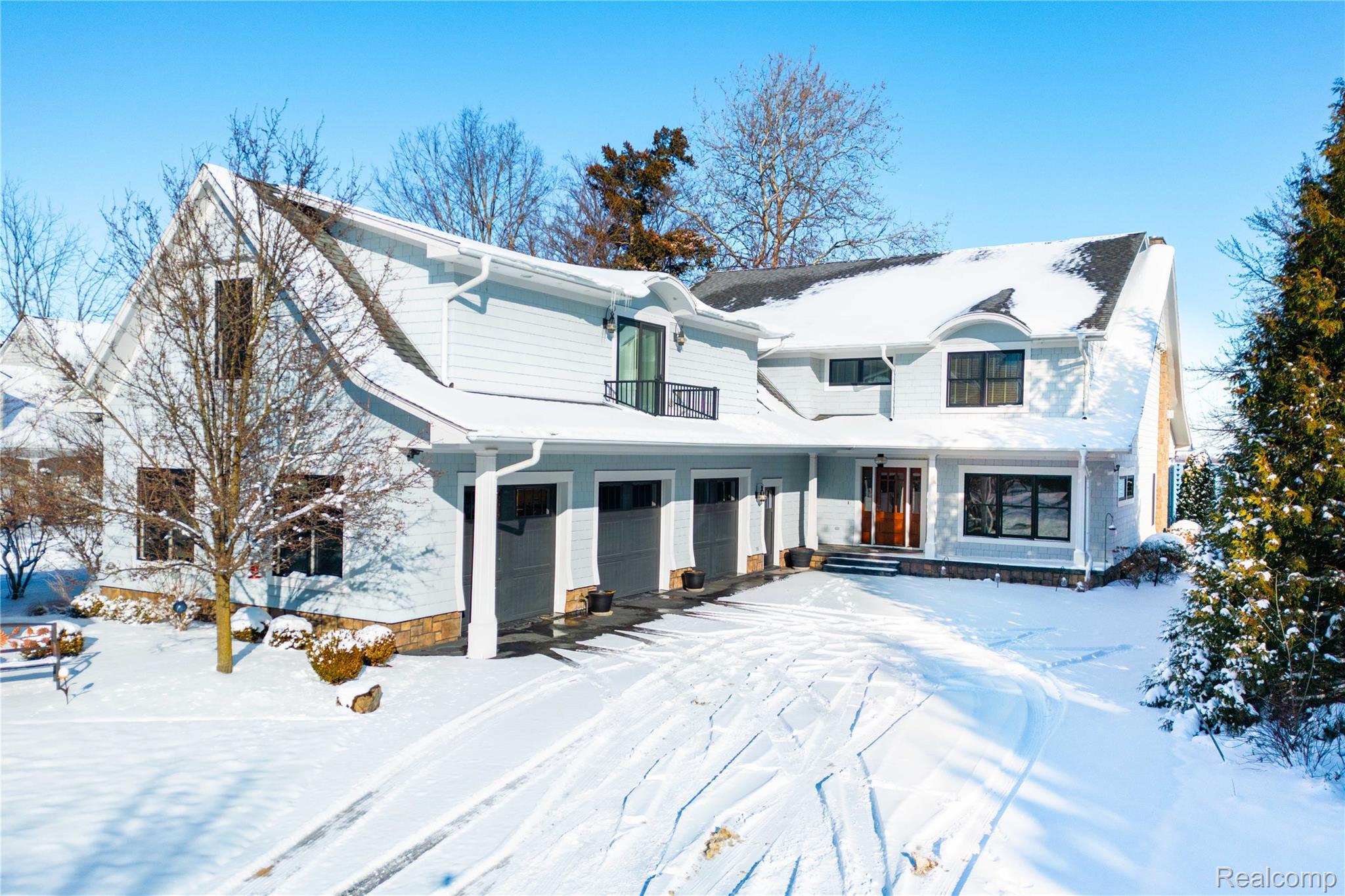 19495 Lighthouse Point