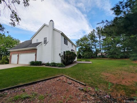 Tiny photo for 1859 Lonesome Lake Court, Orion Charter Township, MI 48362 (MLS # 20261046329)