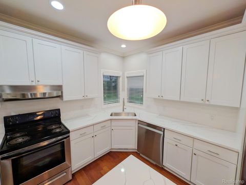 Tiny photo for 1859 Lonesome Lake Court, Orion Charter Township, MI 48362 (MLS # 20261046329)