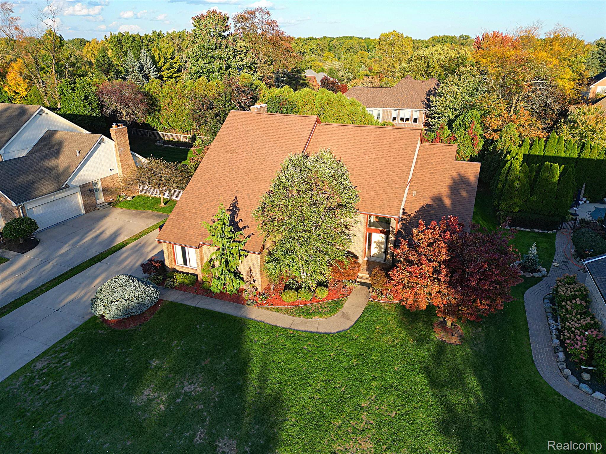 29886 Fox Club Drive