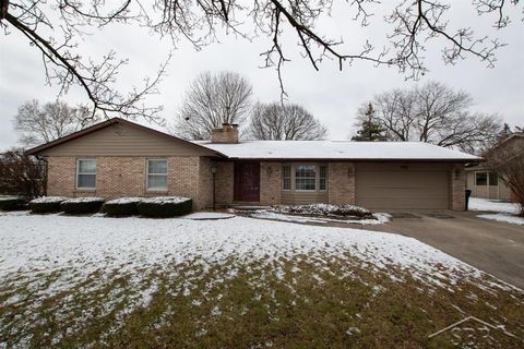 763 Puritan Drive Saginaw Charter Township MI 48638