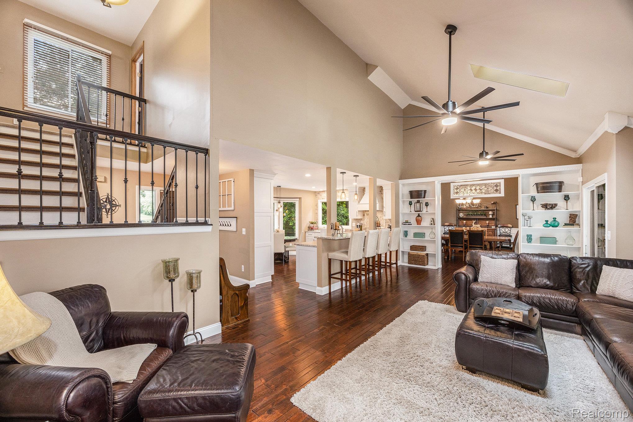 9780 Oak Valley Drive