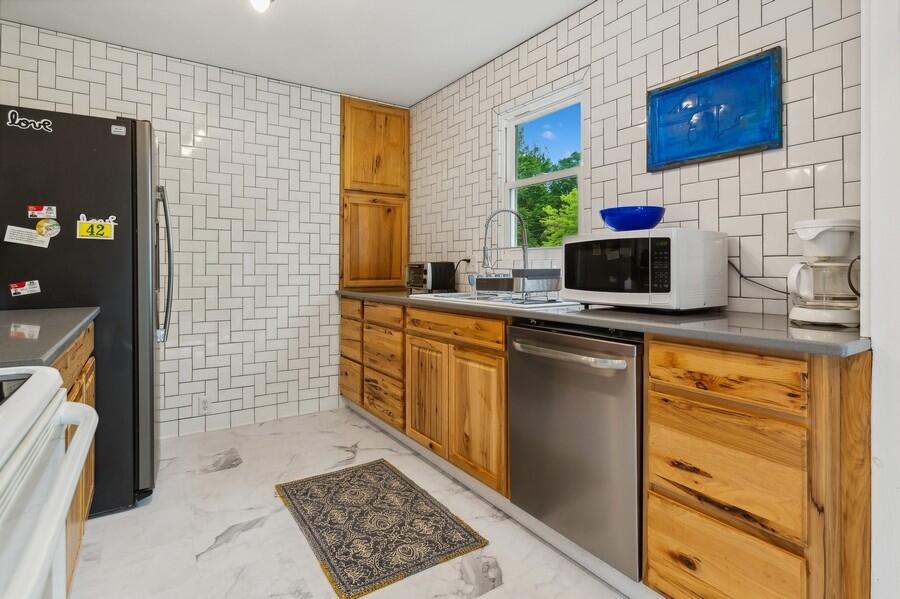 13176 Red Arrow Highway