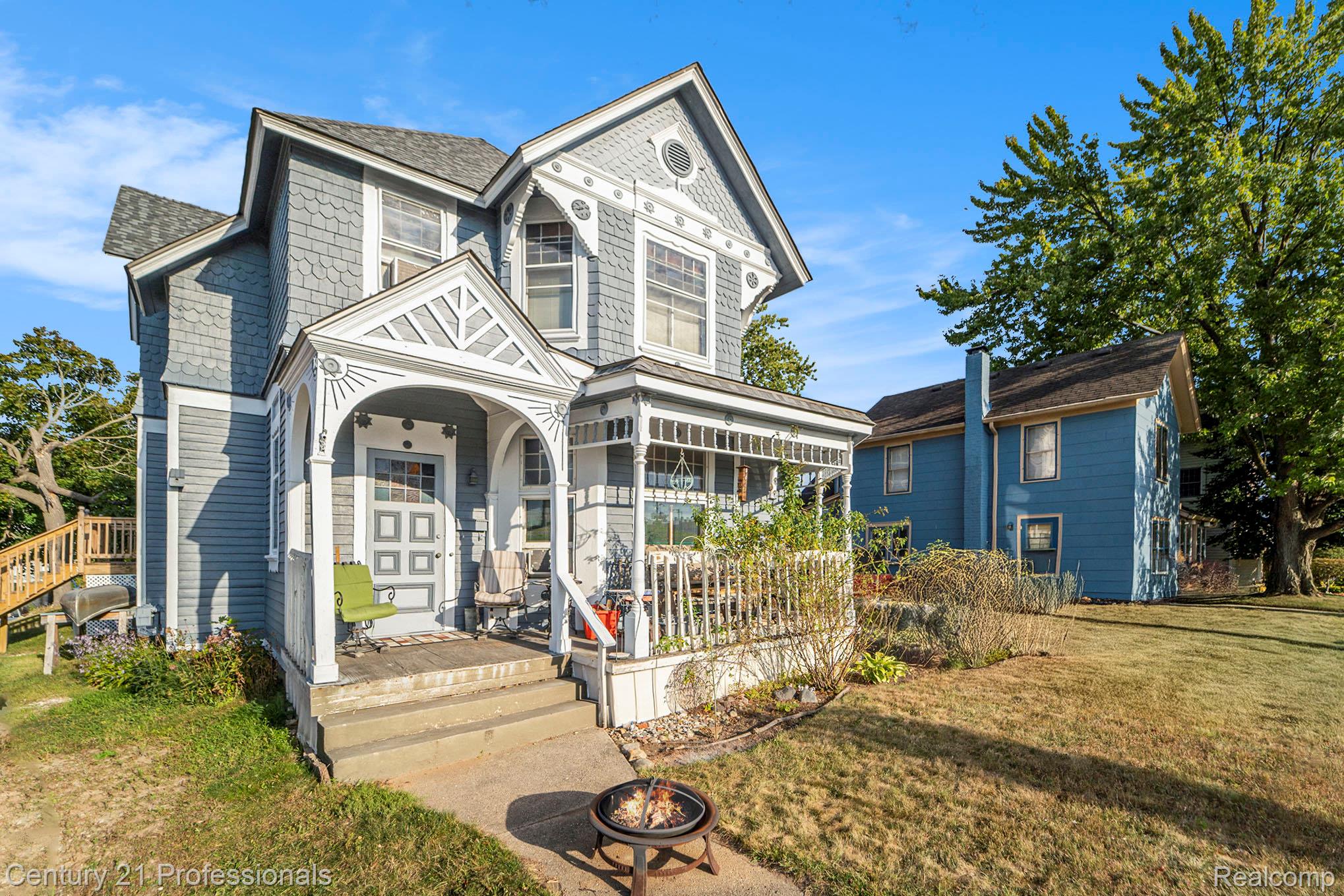 428 East Street