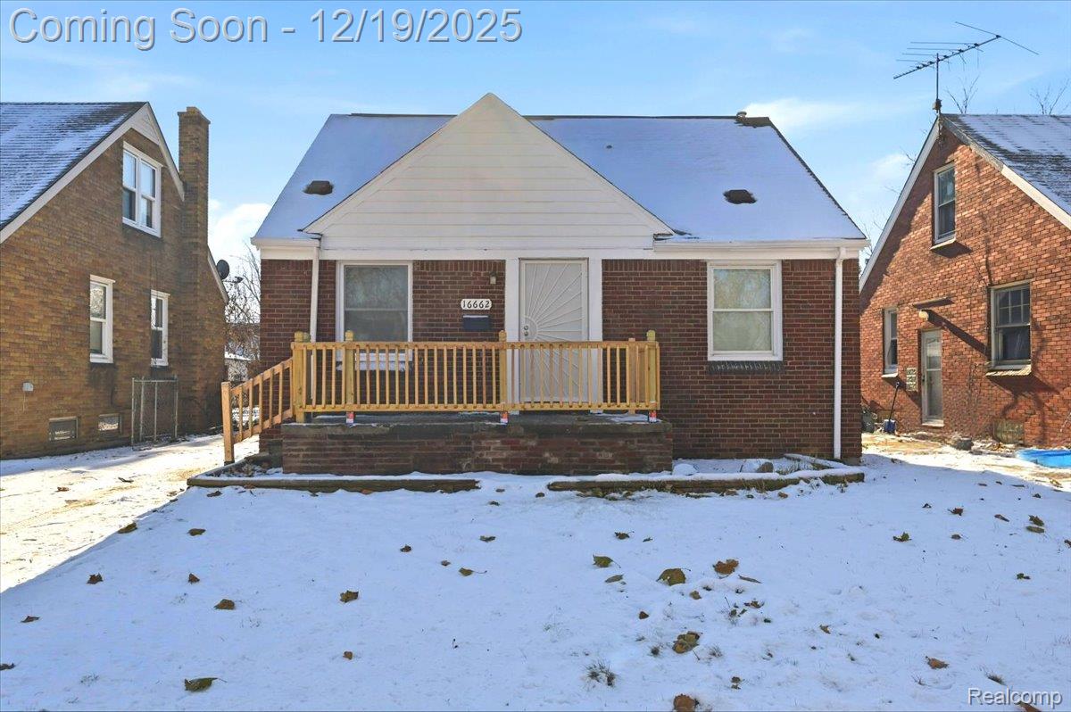 16662 Collingham Drive