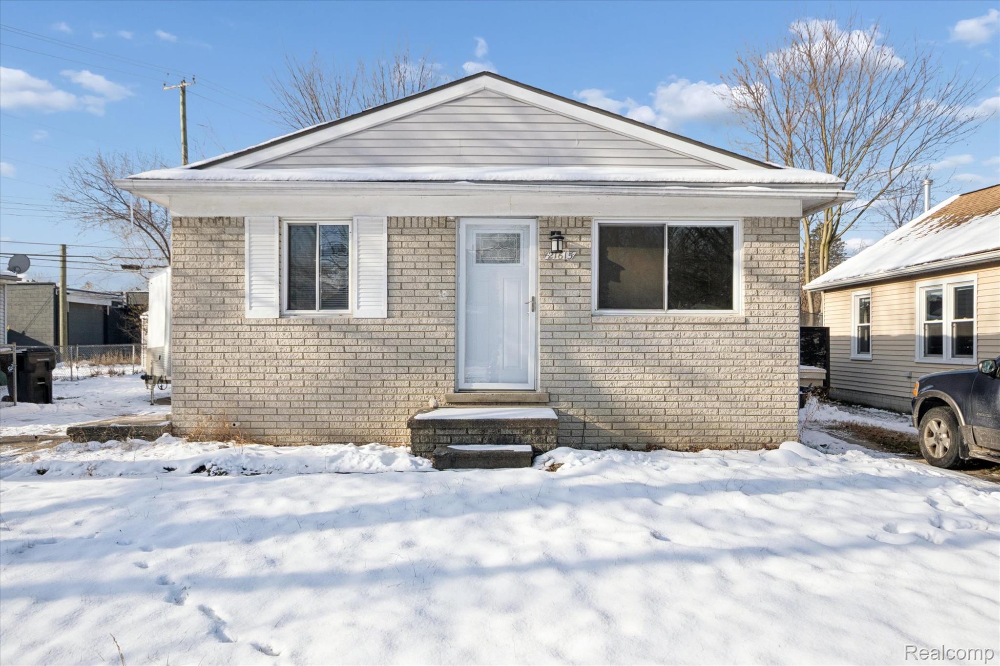 21615 Colgate Street