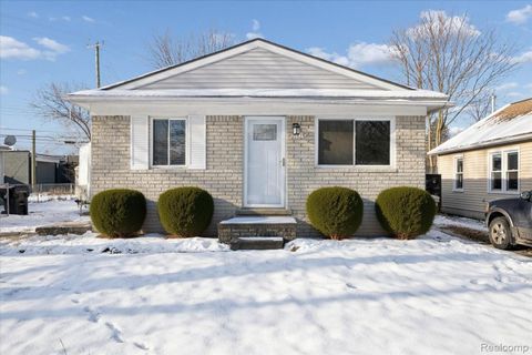 21615 Colgate Street Farmington Hills City MI 48336