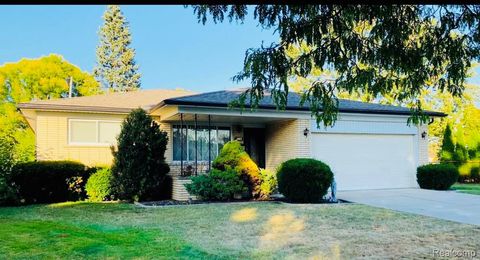 4867 Shell Court Warren City MI 48091