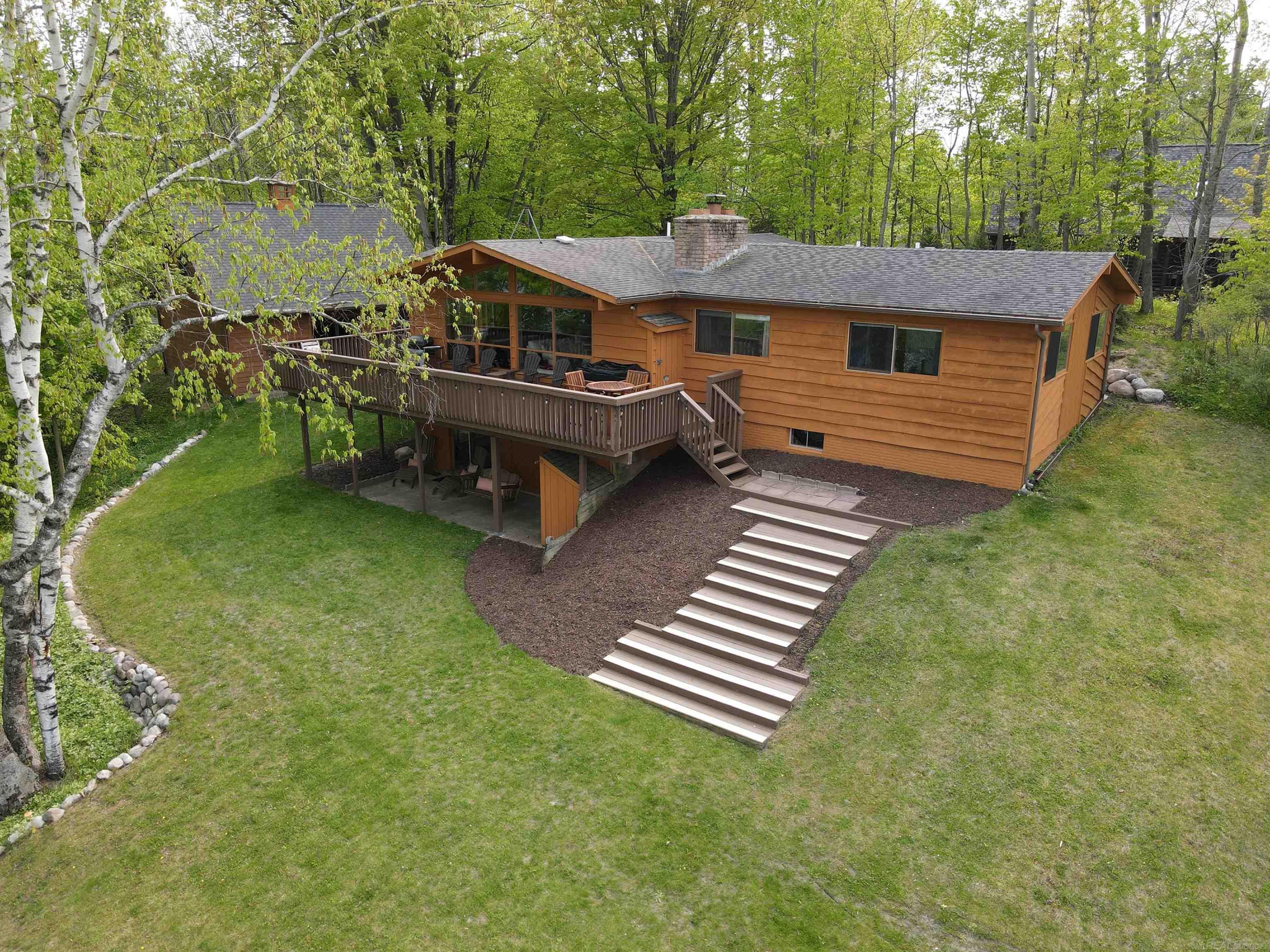 2004 N Haven Drive