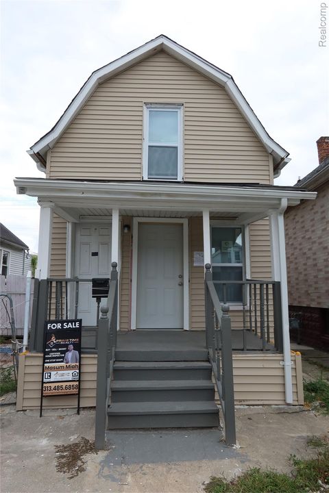 12661 Gallagher Street Hamtramck City MI 48212