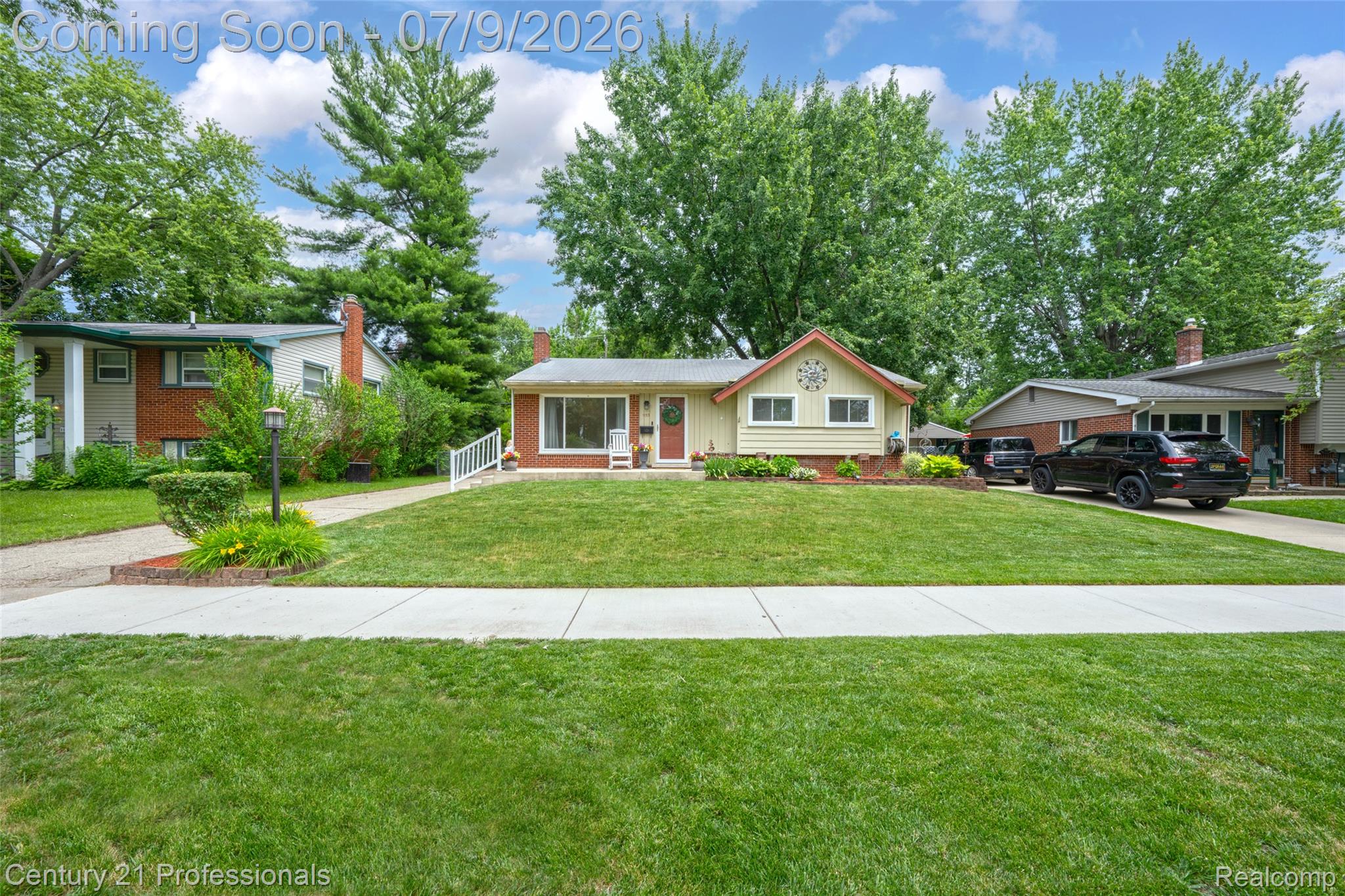 1153 Gault Drive N