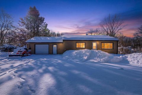 8949 Stadium Drive Oshtemo Charter Township MI 49009