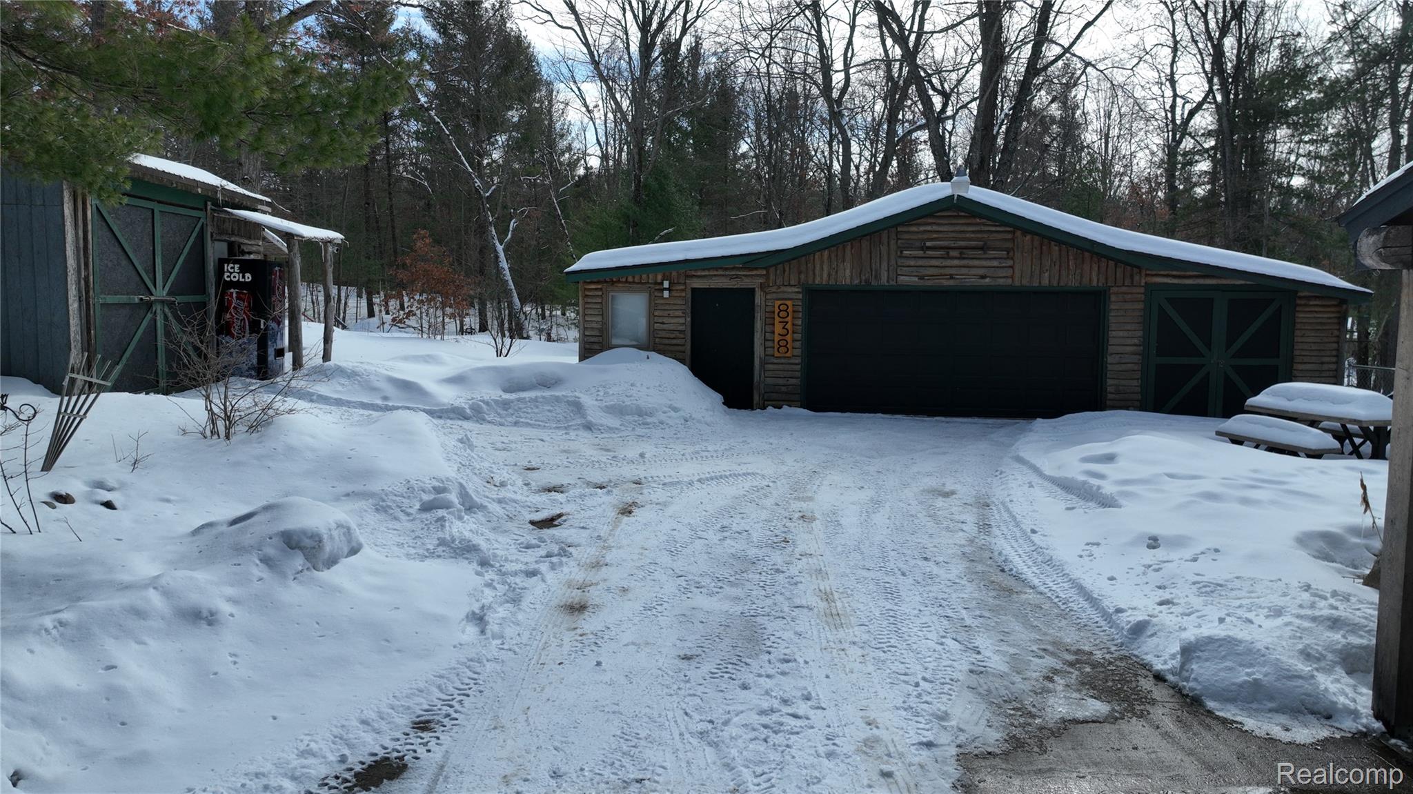 838 E Pere Cheney Road