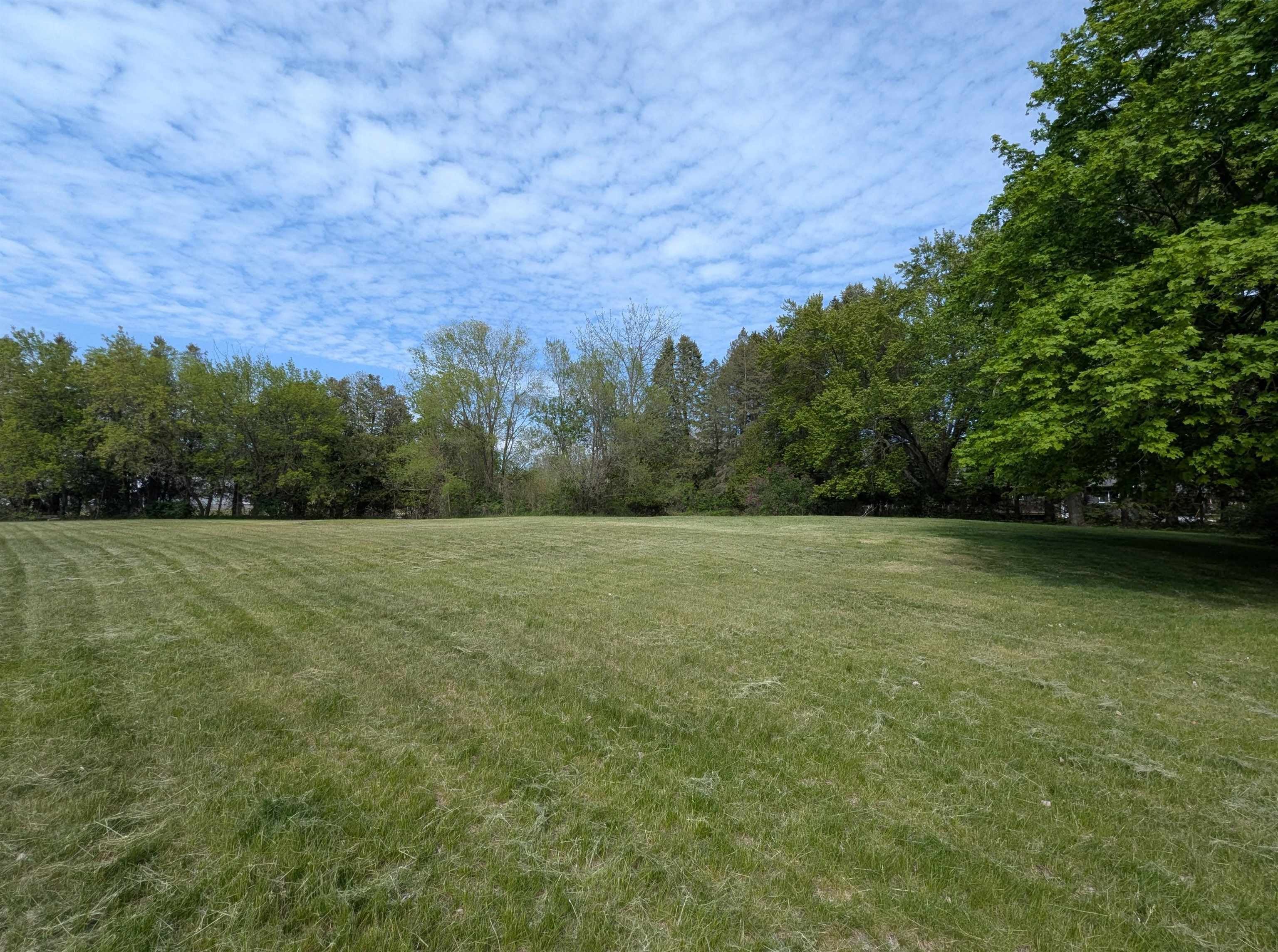 216 N Mackinaw Road
