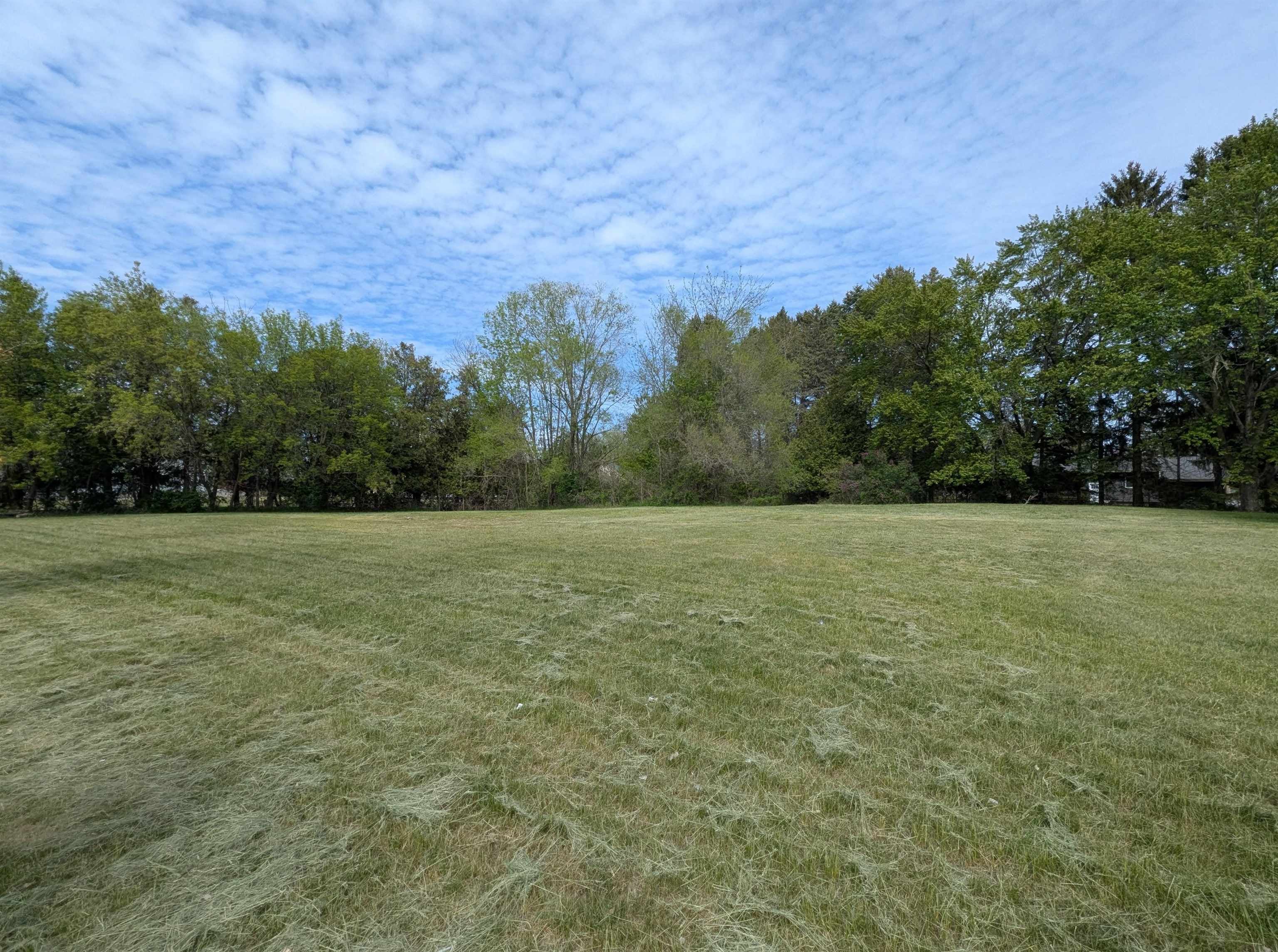 216 N Mackinaw Road