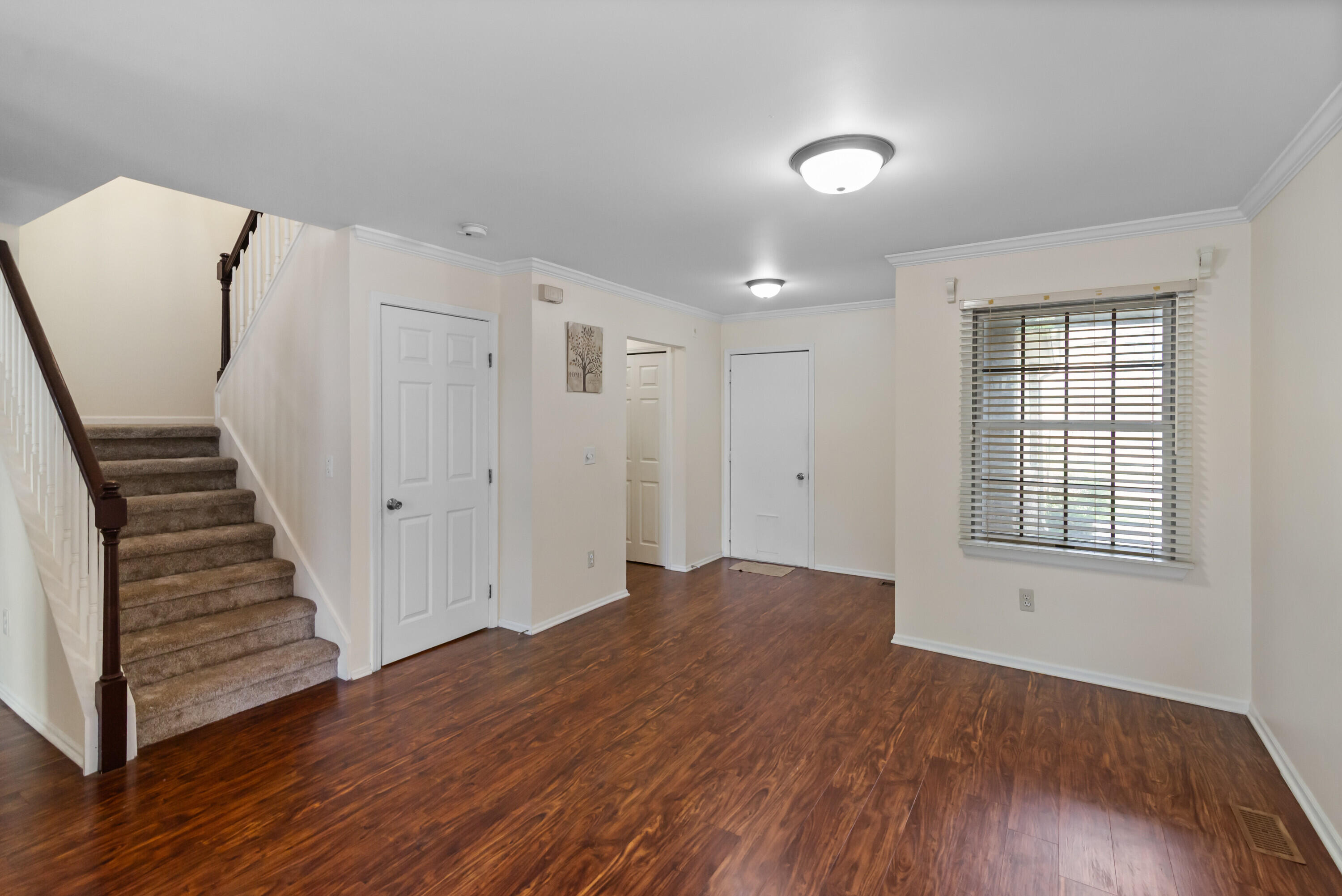 45189 Horseshoe Circle