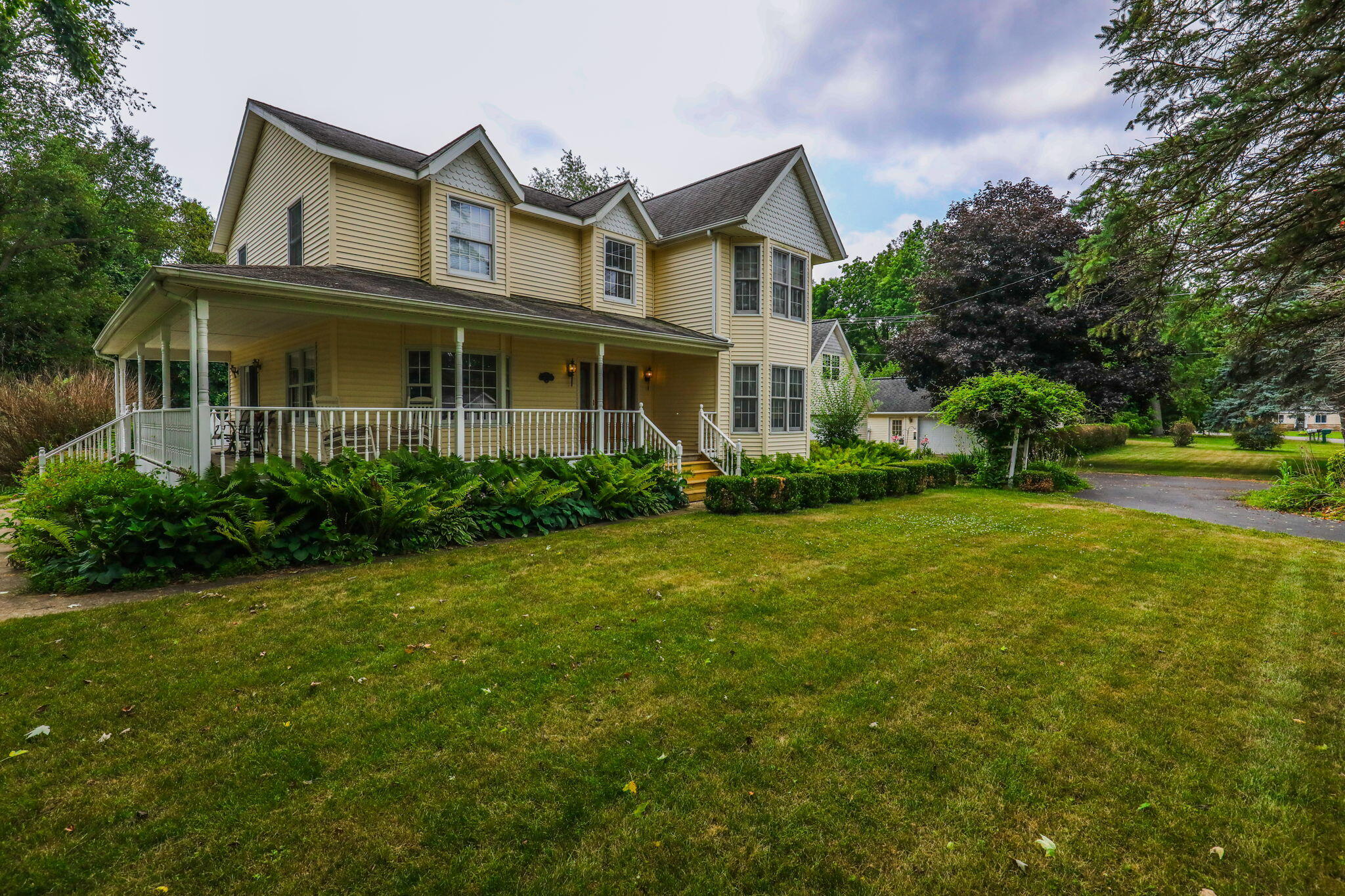 4961 Beechwood Drive