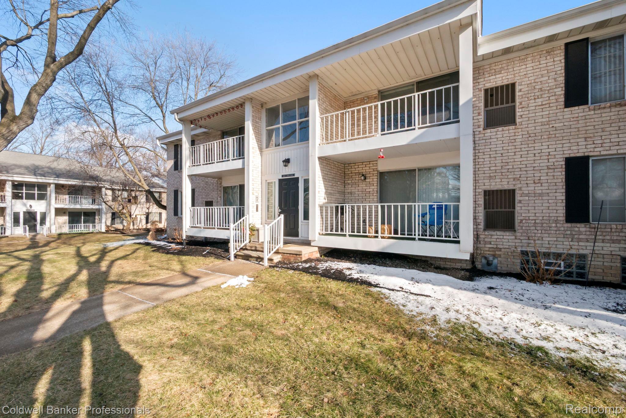 36060 Ann Arbor Trail 405