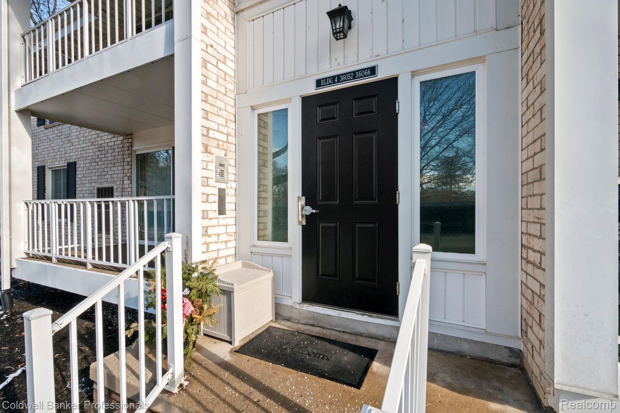 36060 Ann Arbor Trail 405