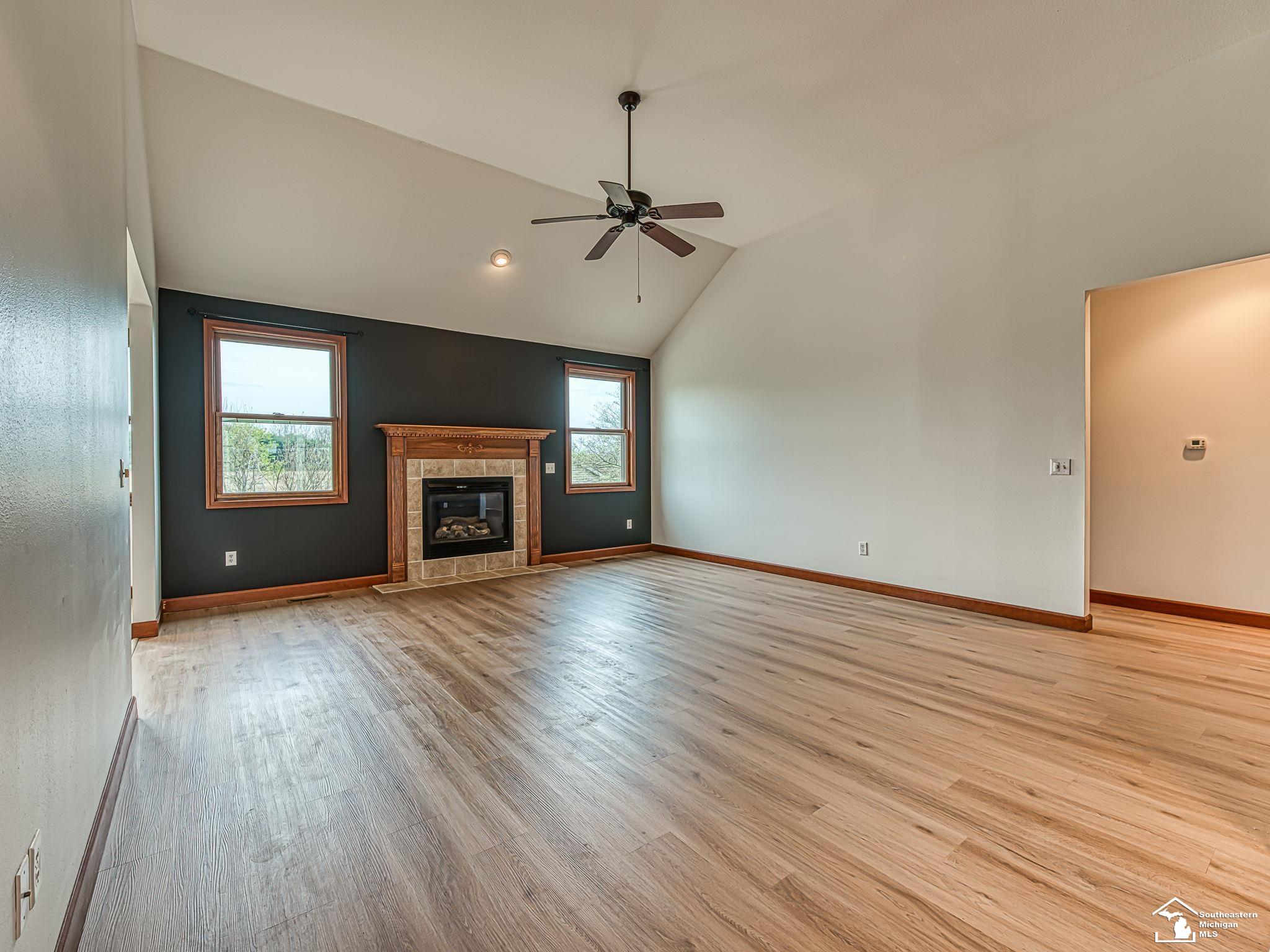 9585 Minx Road