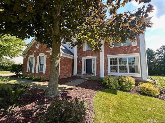 West Bloomfield Charter Township, Michigan 48324, United States, 4 Bedrooms Bedrooms, ,3 BathroomsBathrooms,Residential,Coming Soon,192062