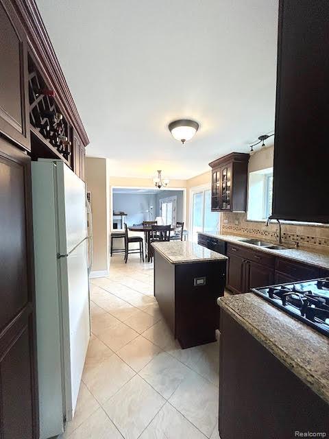 West Bloomfield Charter Township, Michigan 48324, United States, 4 Bedrooms Bedrooms, ,3 BathroomsBathrooms,Residential,Coming Soon,192062