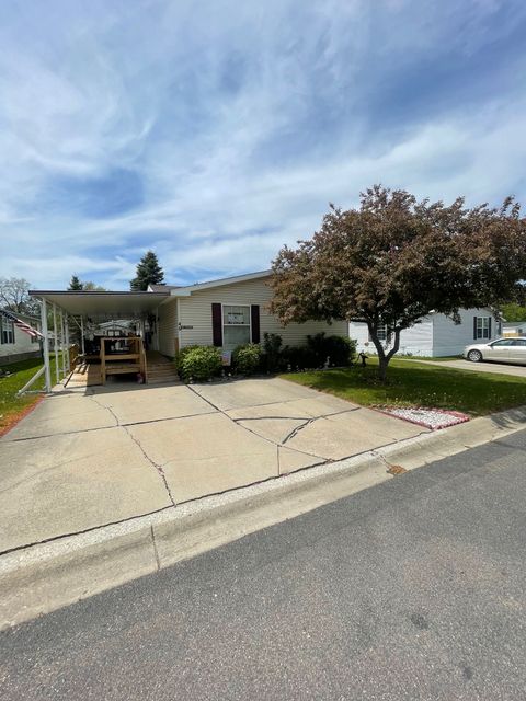 46 Bellwood Swartz Creek City Genesee MI 48473