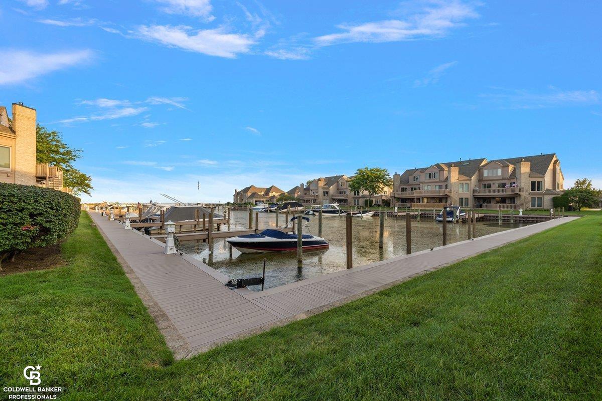 26151 harbour pointe dr n Drive
