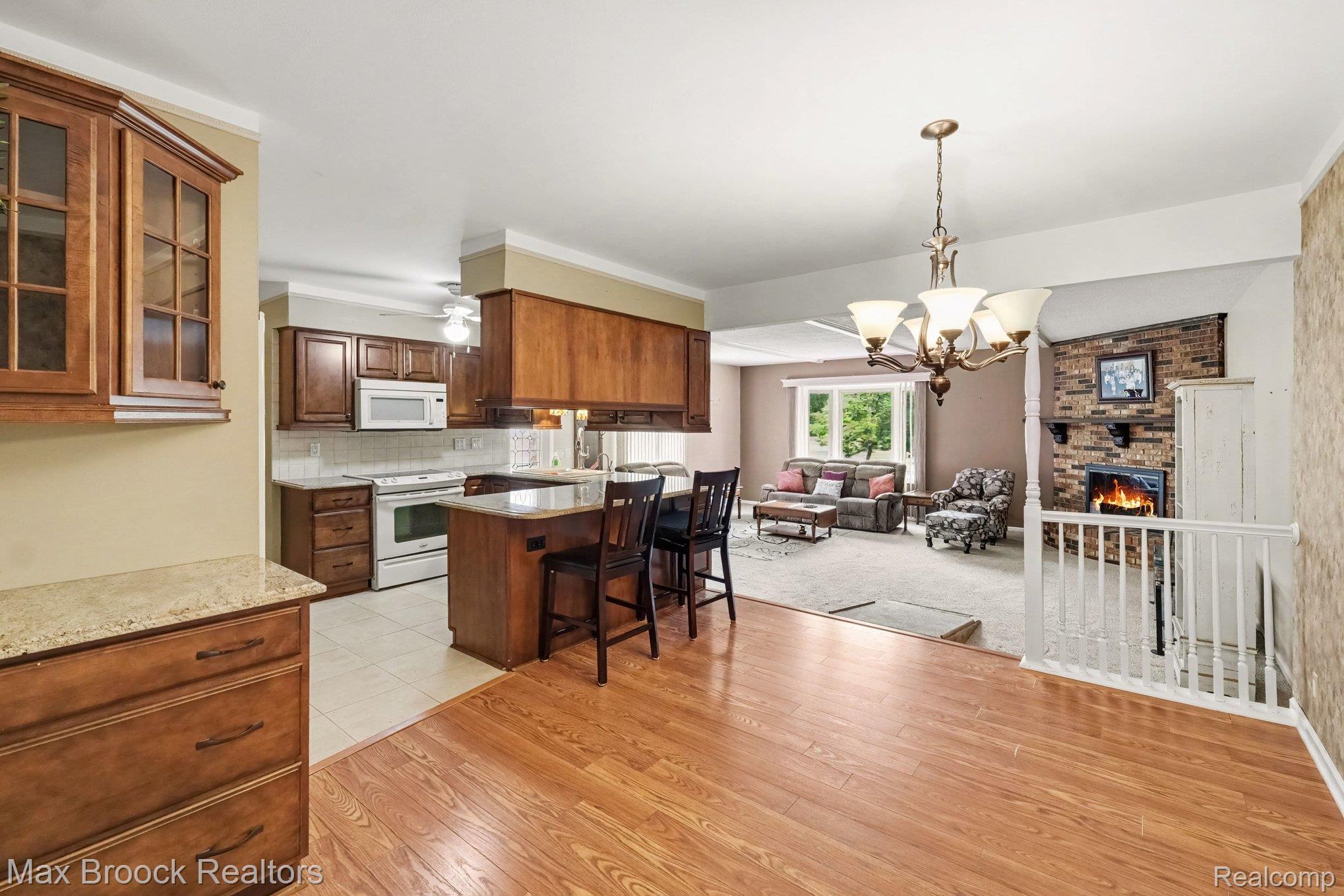 1872 Sherlynn Drive