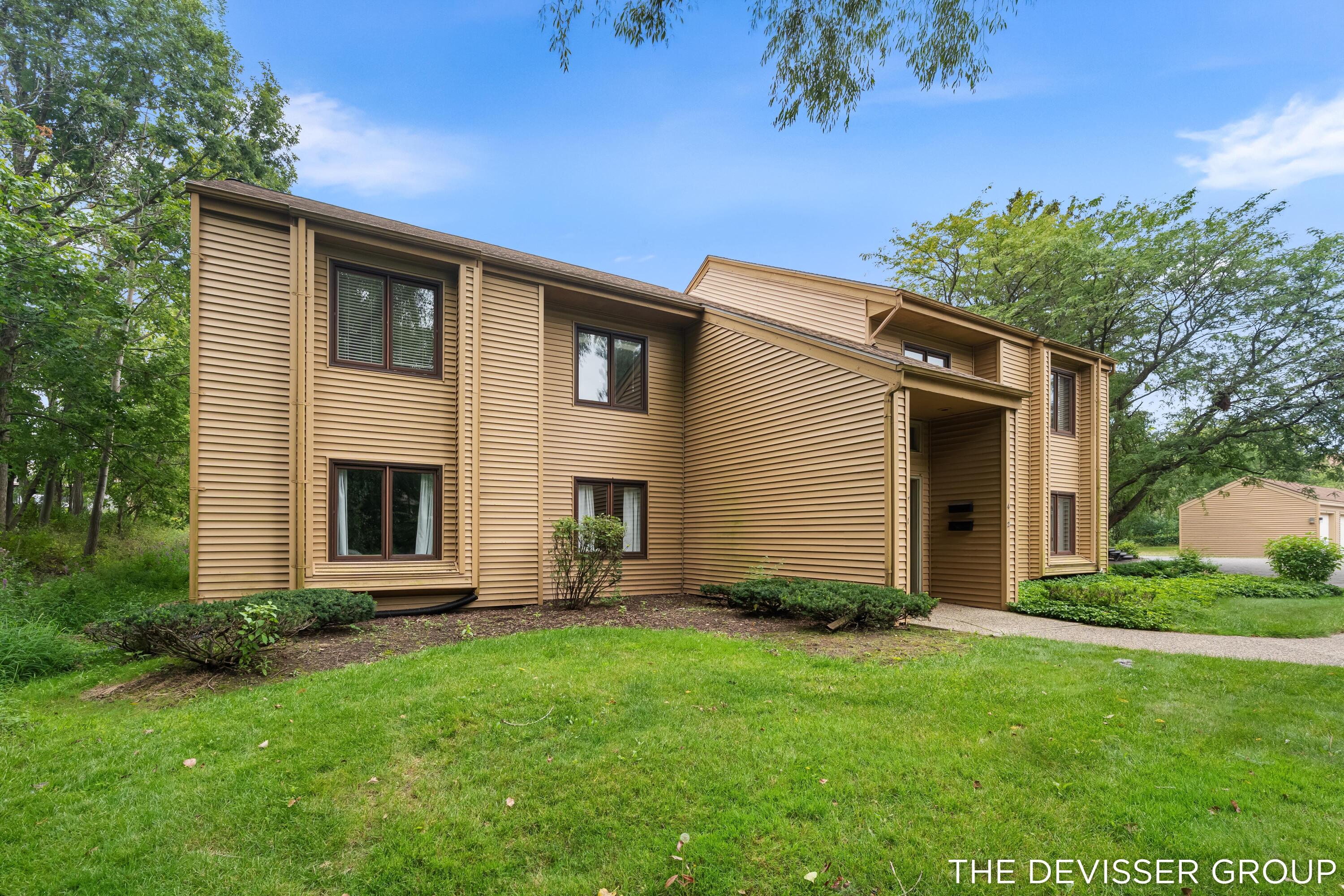 300 Farington Boulevard 3