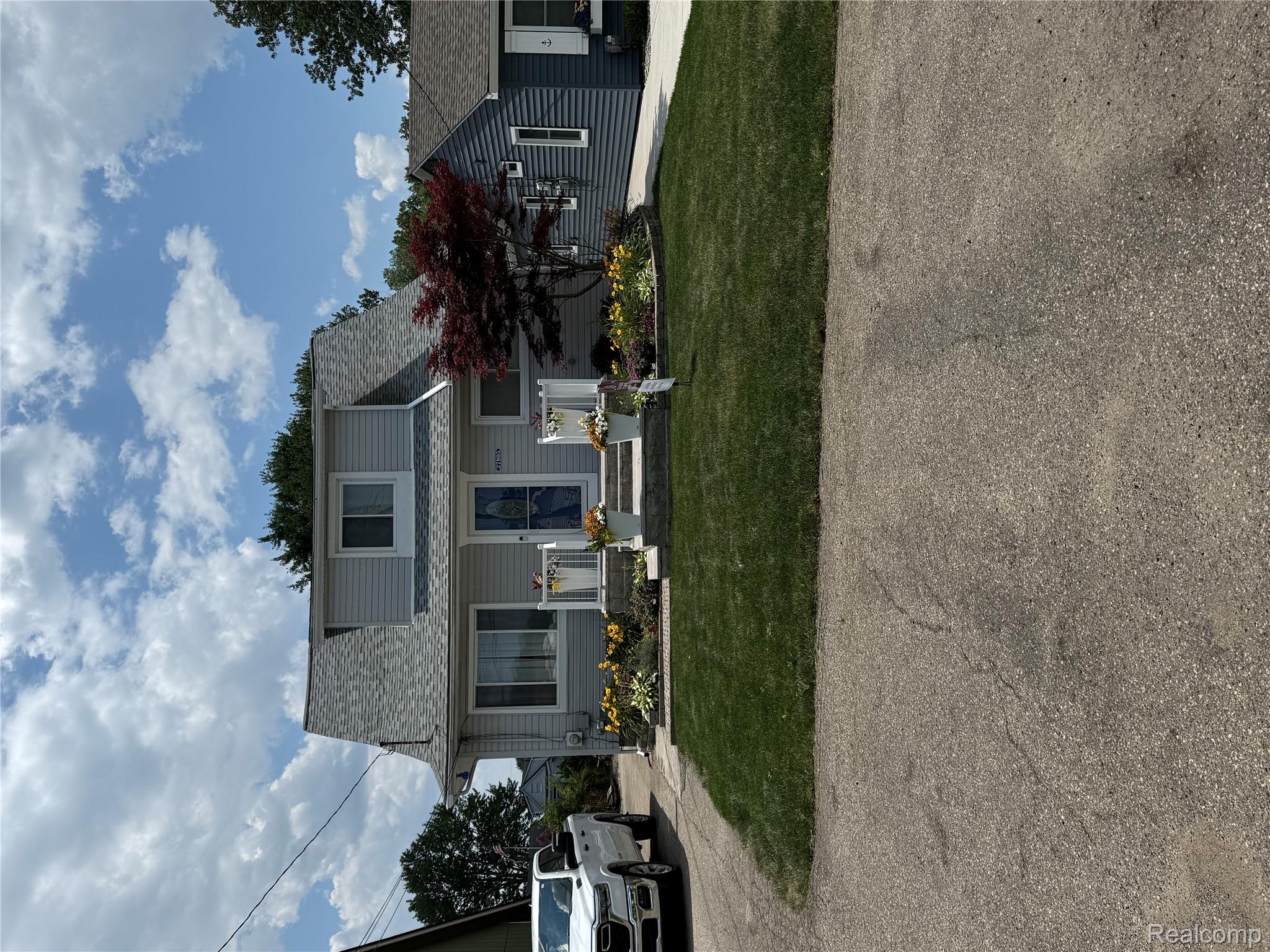 37805 Maplehill Street