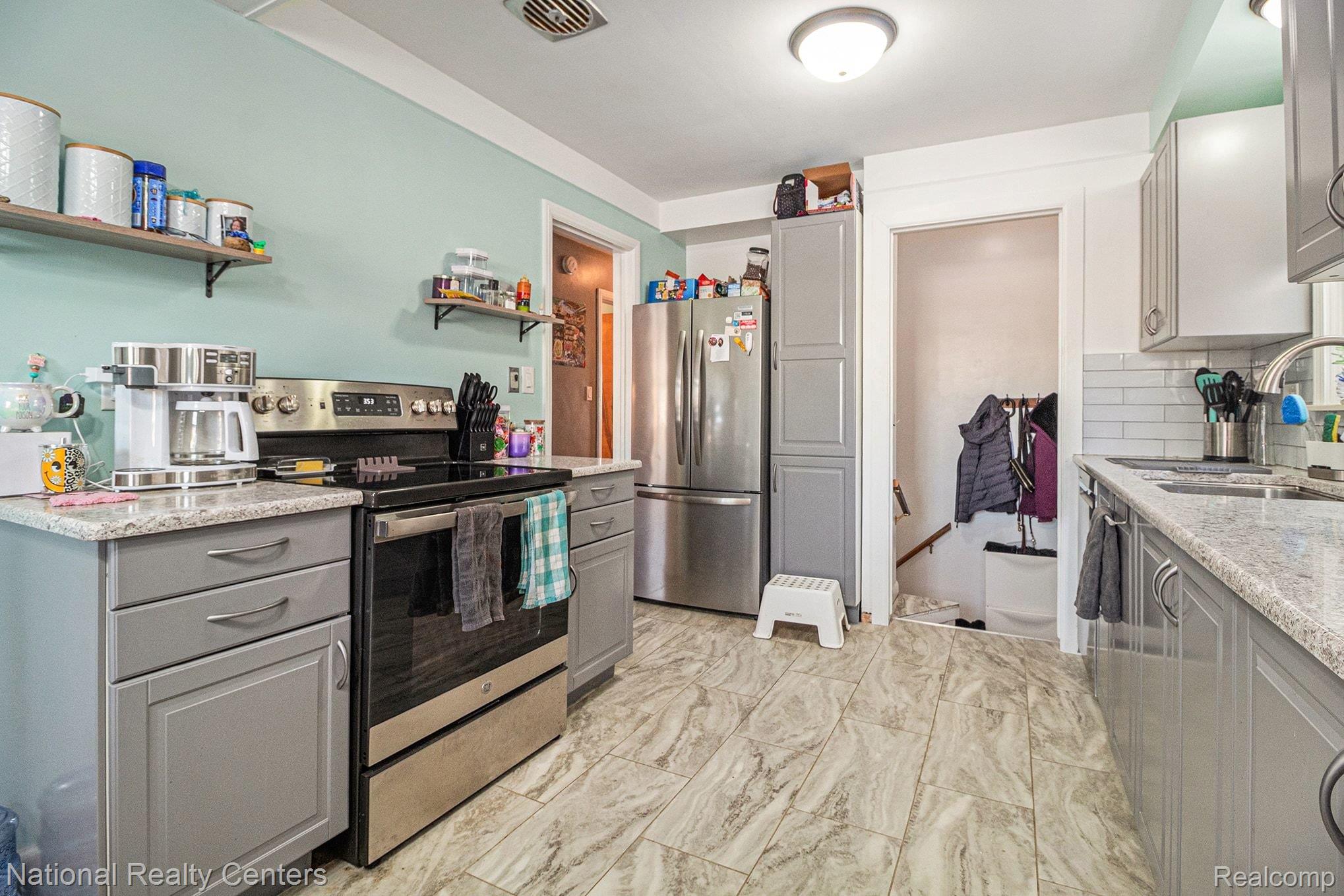 14587 Markese Avenue