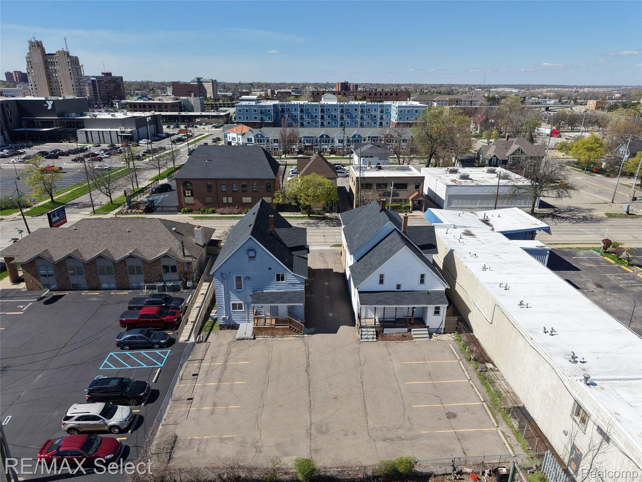310 E Court Street 2