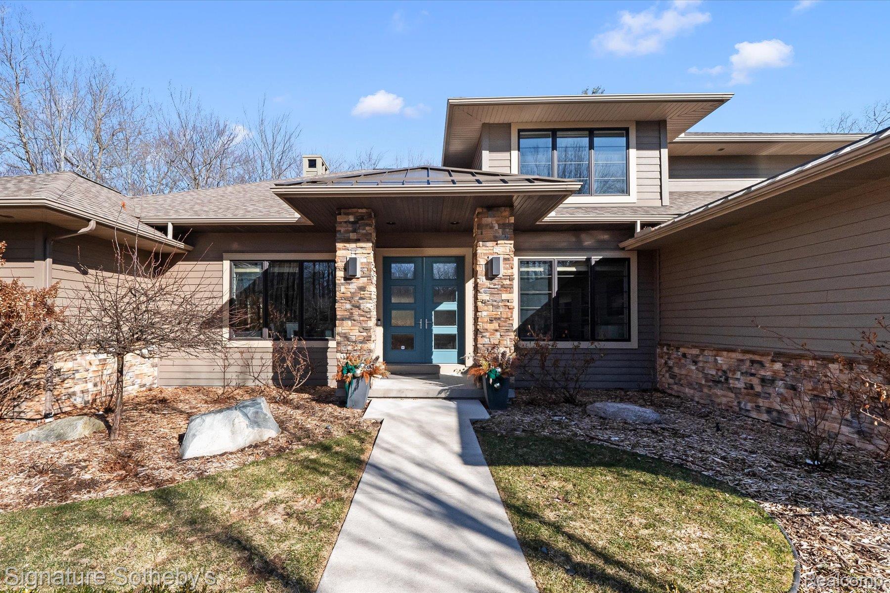 3479 E Shady Ridge Lane