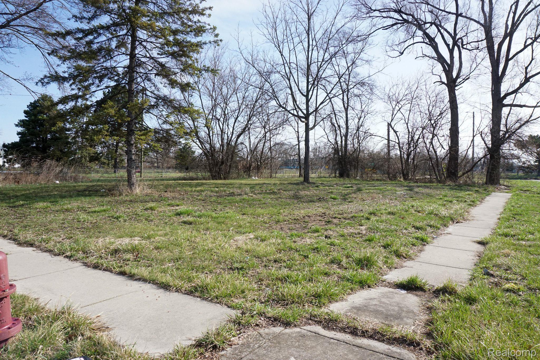 Photo 1 of 9 — 13500 PATTON Street, Detroit City, MI 48223
