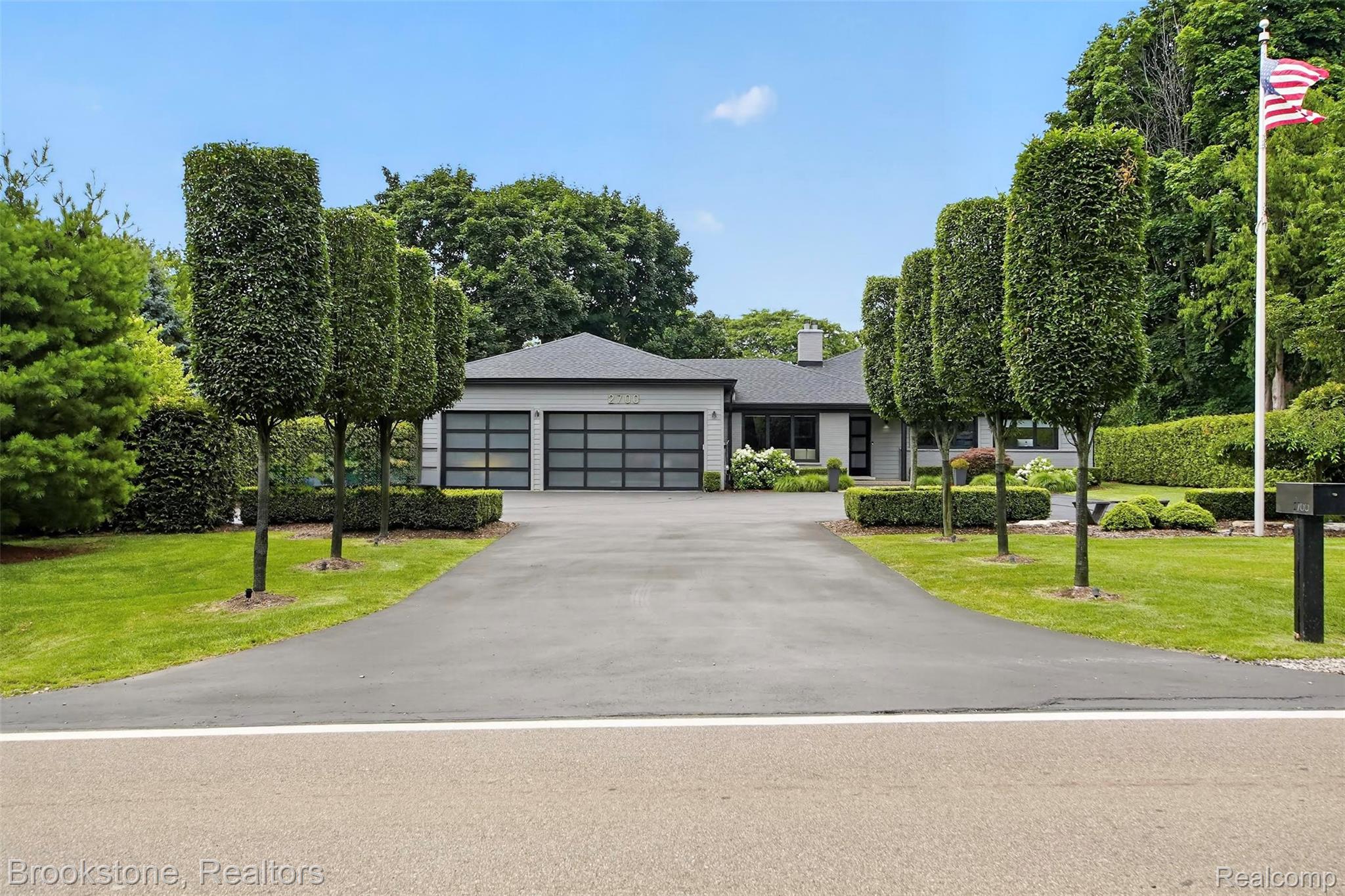2700 Middlebelt Road