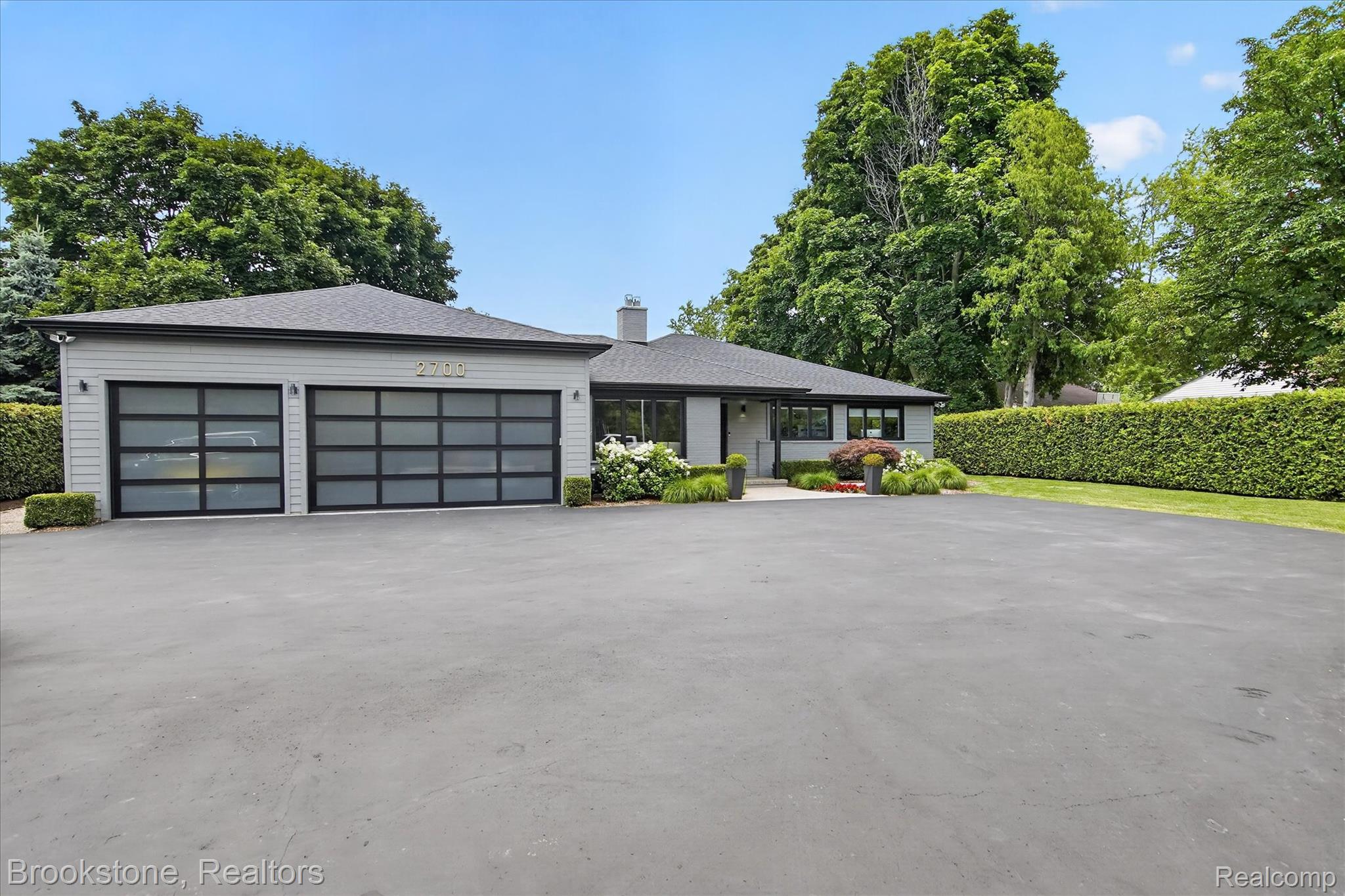 2700 Middlebelt Road