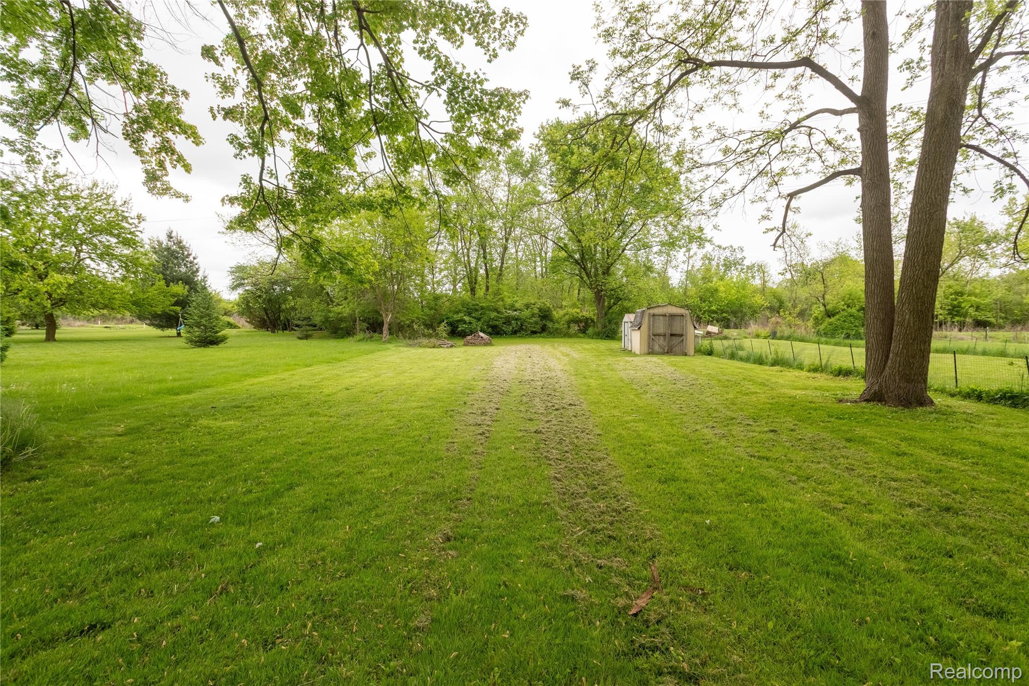 Frenchtown Township, Michigan 48162, United States, 2 Bedrooms Bedrooms, ,1 BathroomBathrooms,Residential,Active,216808