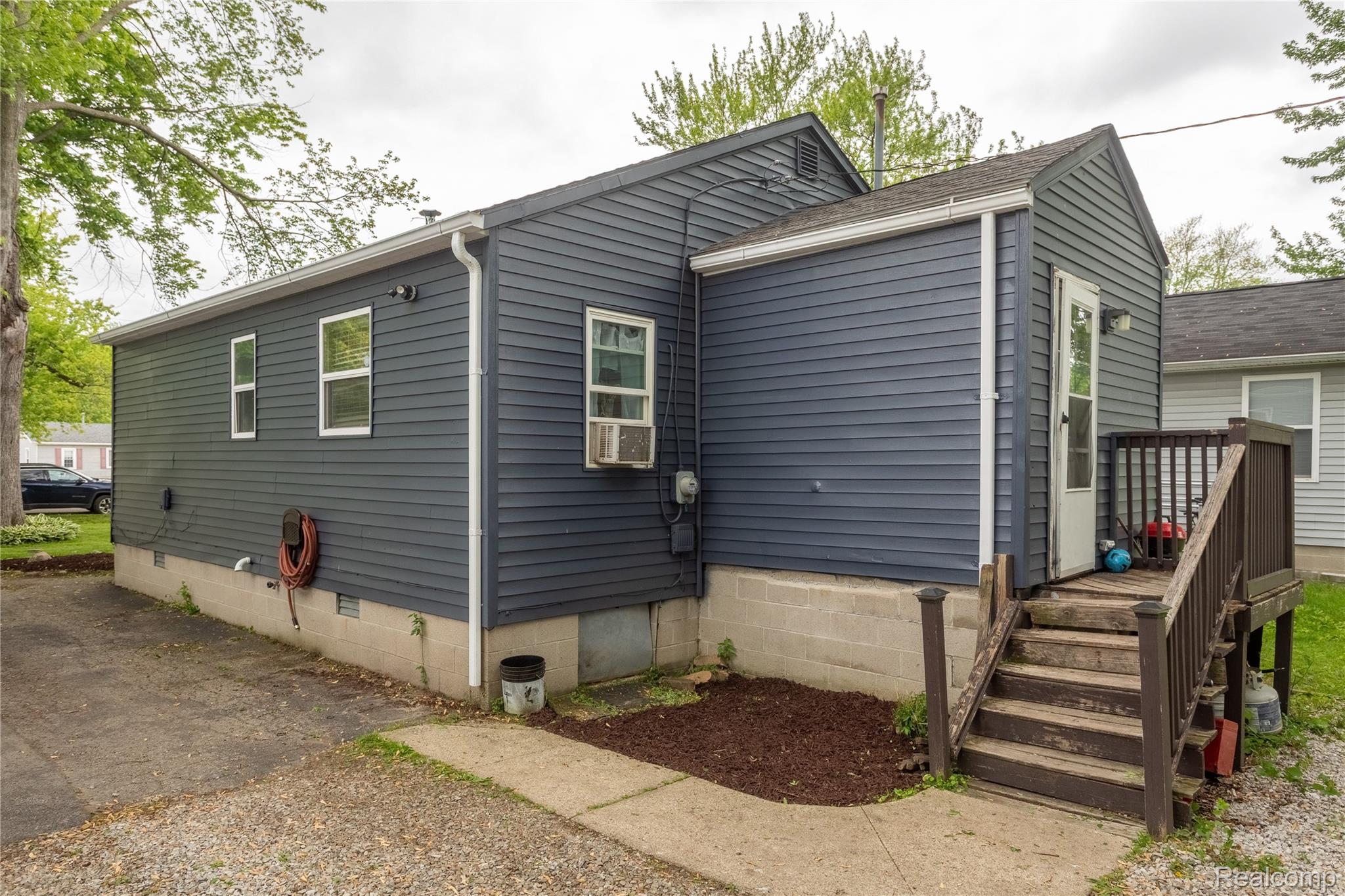 Frenchtown Township, Michigan 48162, United States, 2 Bedrooms Bedrooms, ,1 BathroomBathrooms,Residential,Active,216808