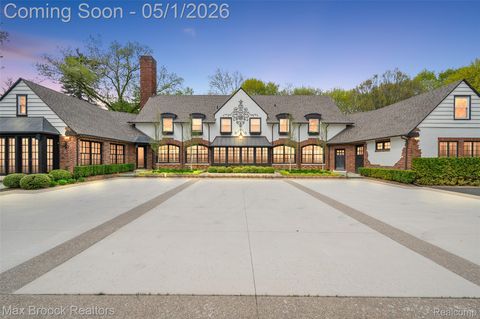 1583 Clarendon Road Bloomfield Hills City MI 48302