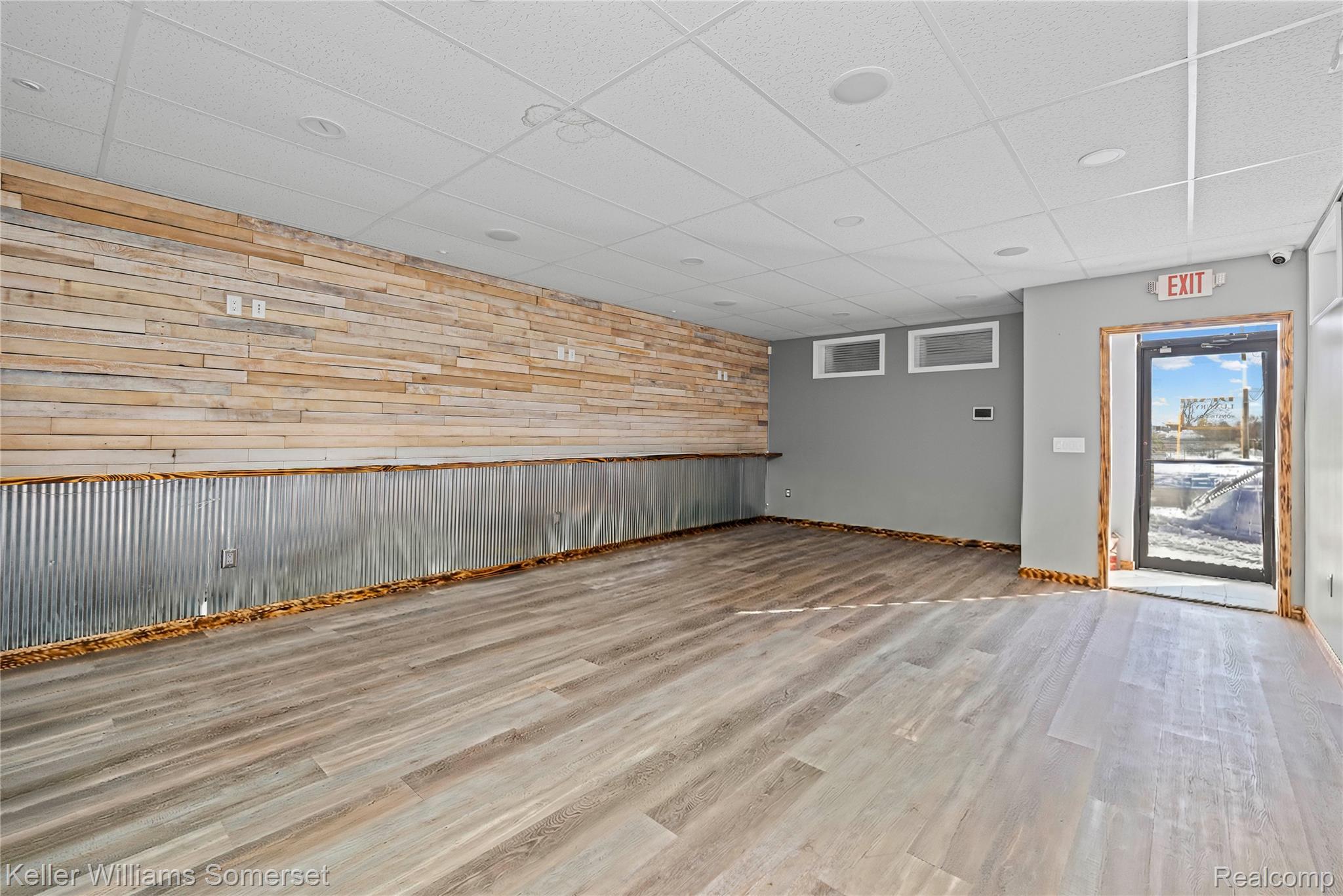 17503 Stephens Drive