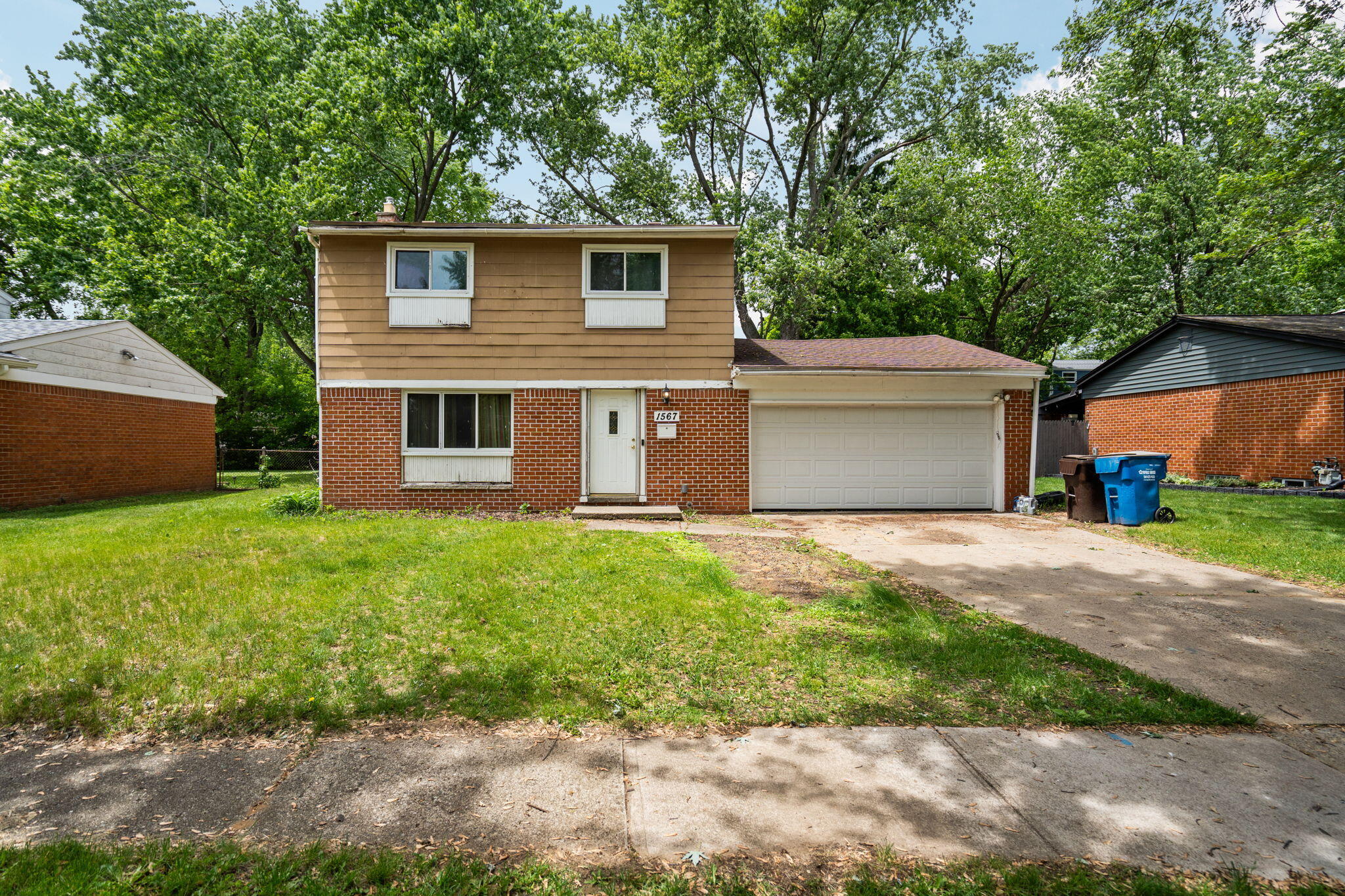 1567 Stratford Court