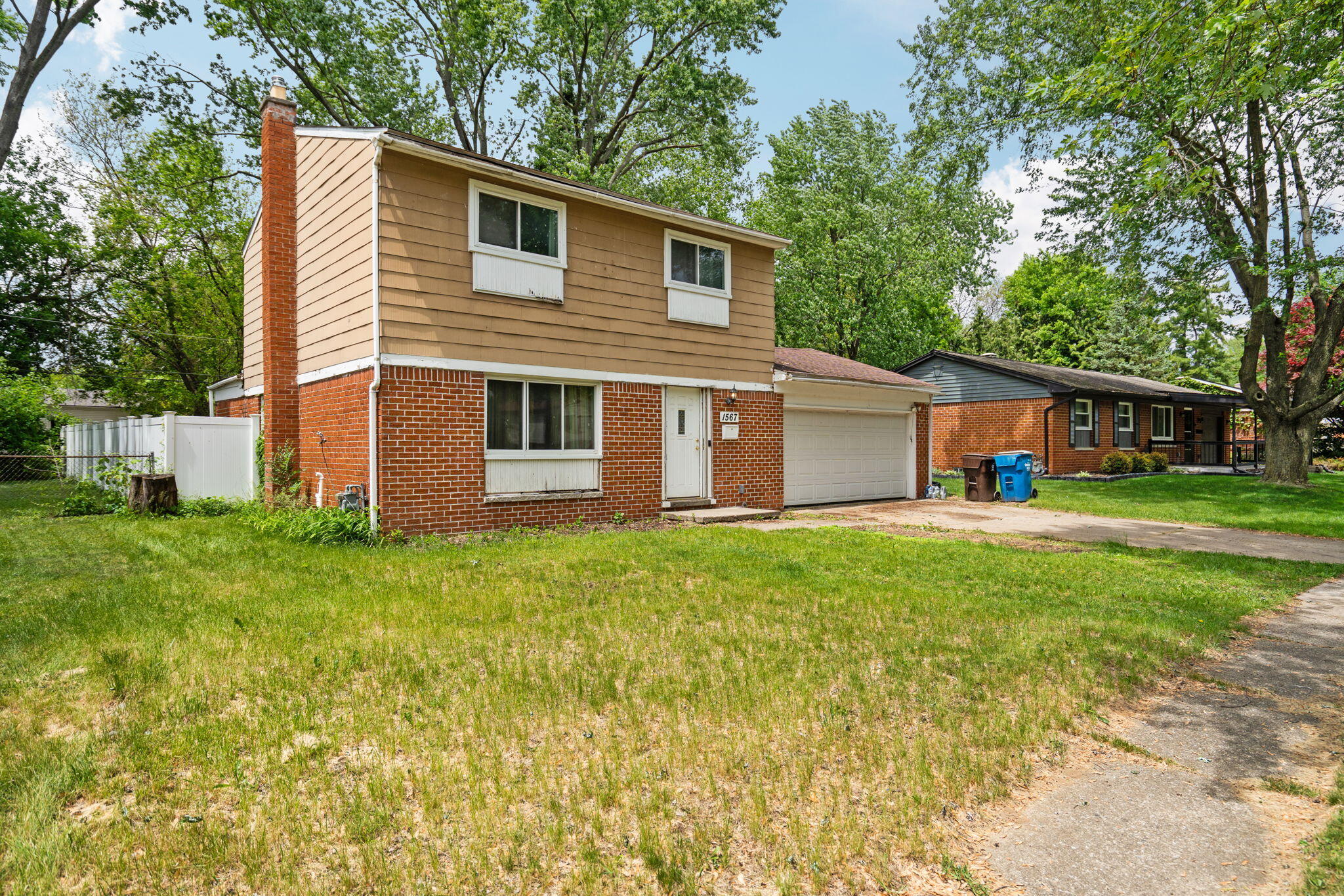 1567 Stratford Court